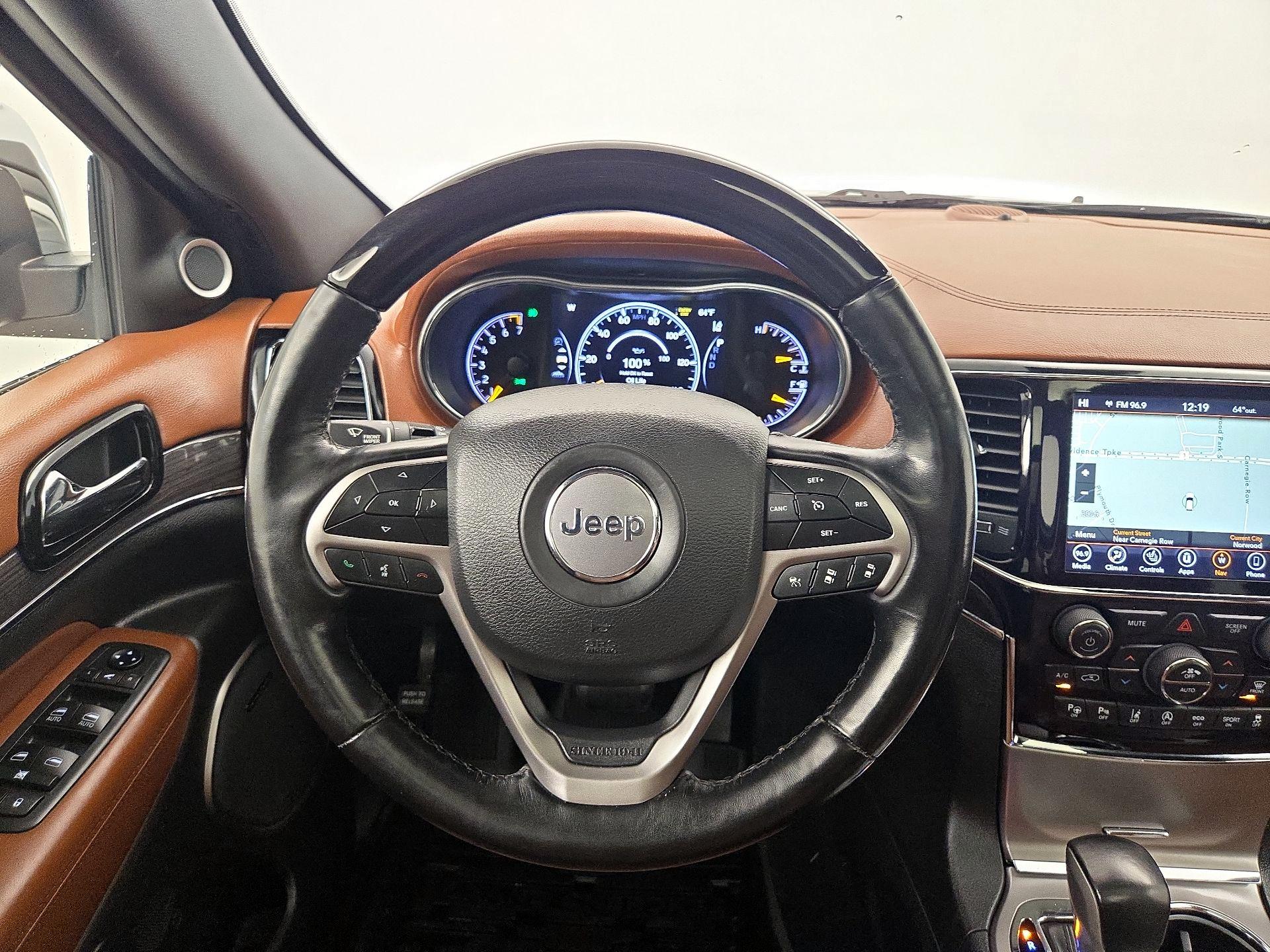 Thumbnail: 2021 Jeep Grand Cherokee - 10