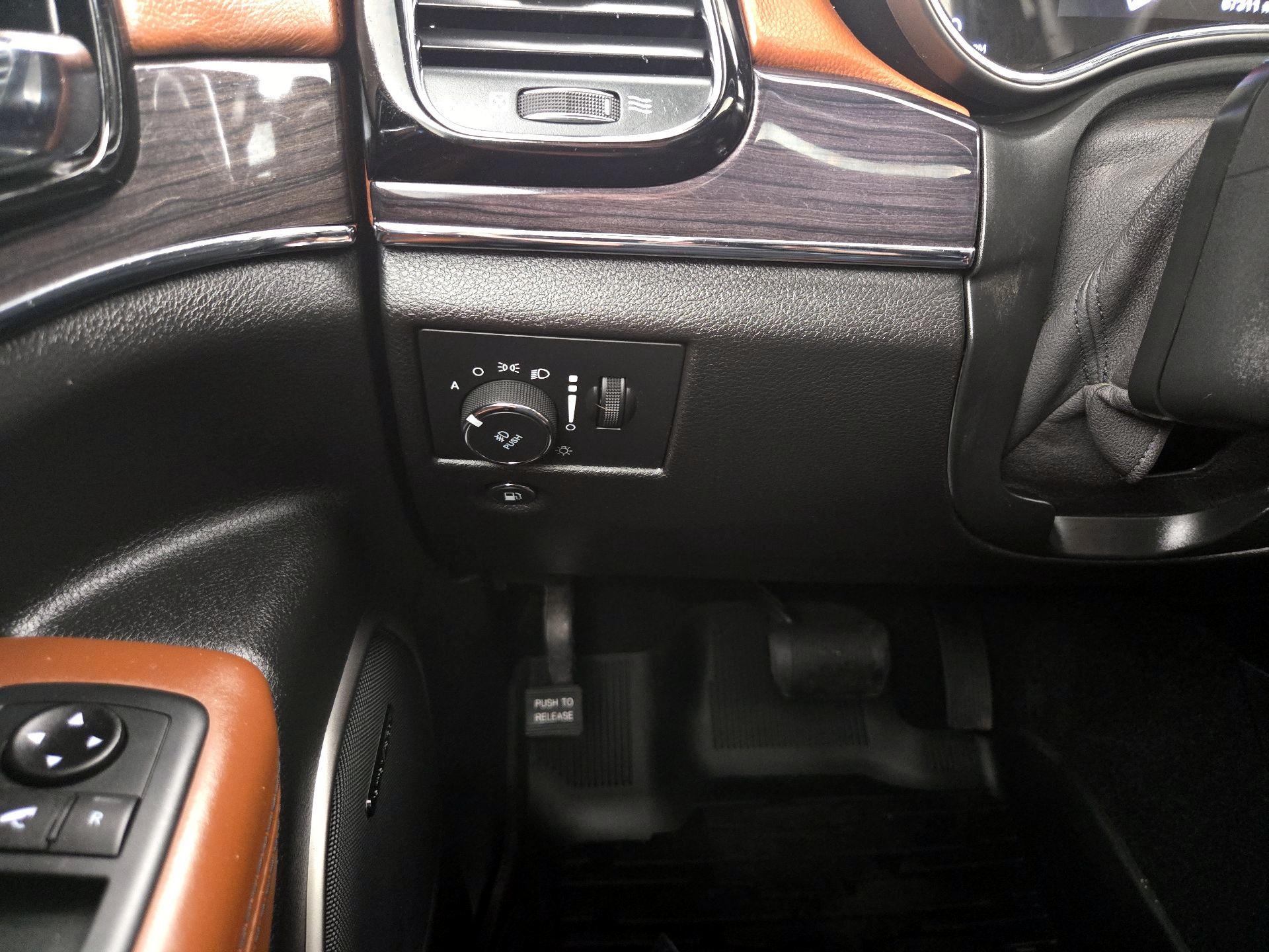 Thumbnail: 2021 Jeep Grand Cherokee - 13