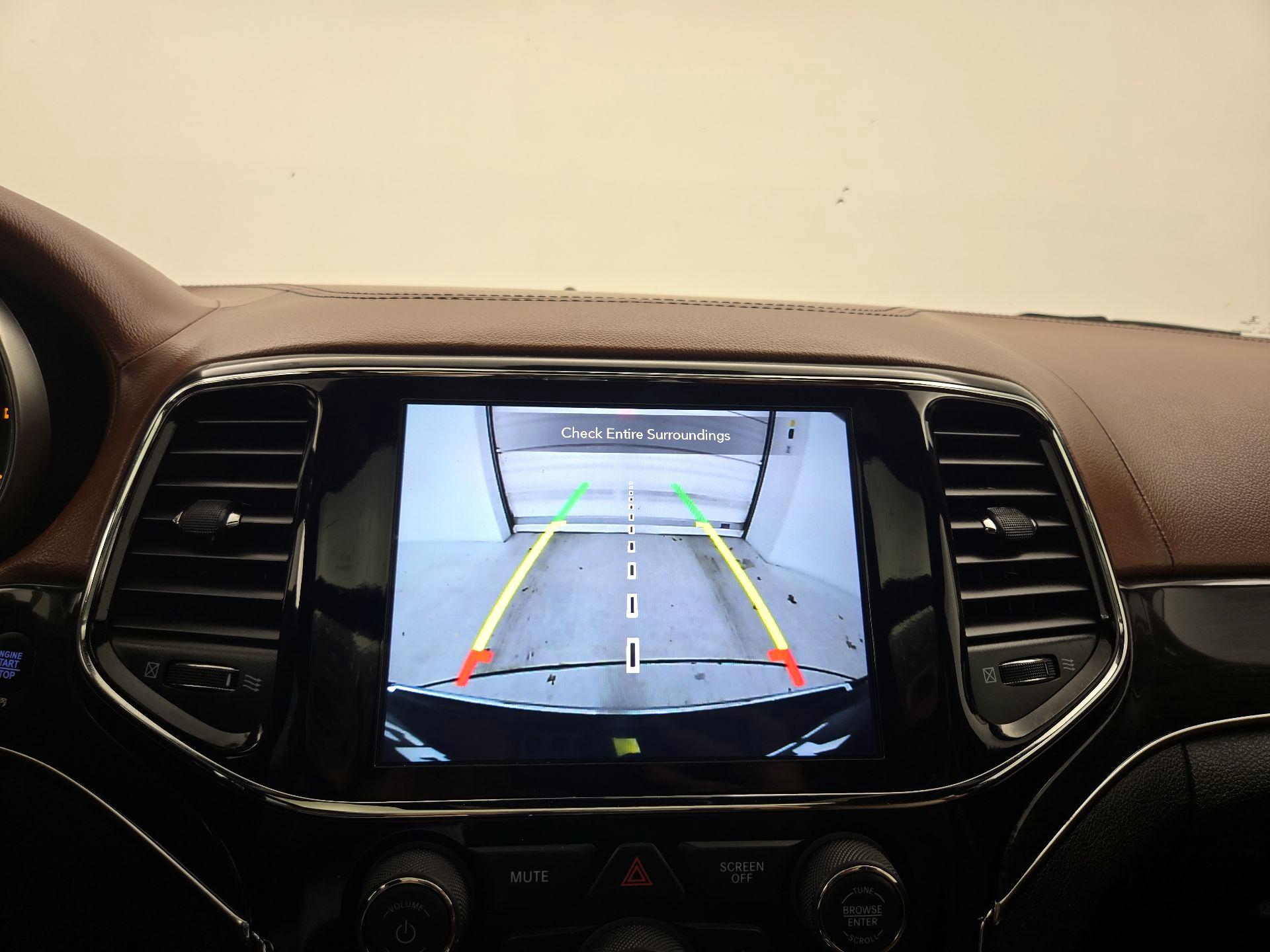 Thumbnail: 2021 Jeep Grand Cherokee - 15