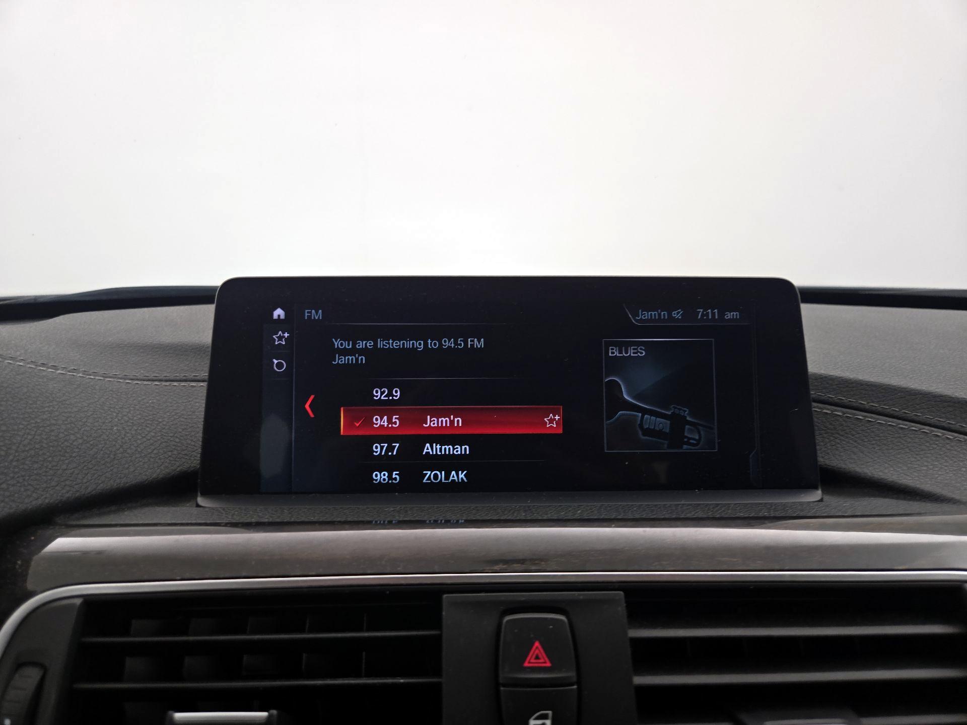 Thumbnail: 2018 BMW 3 Series - 16