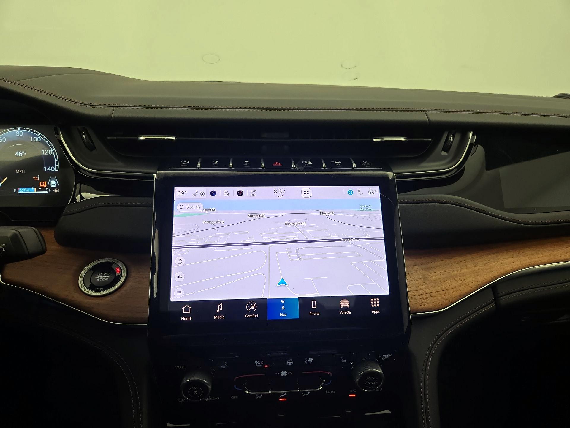 Thumbnail: 2025 Jeep Grand Cherokee - 14