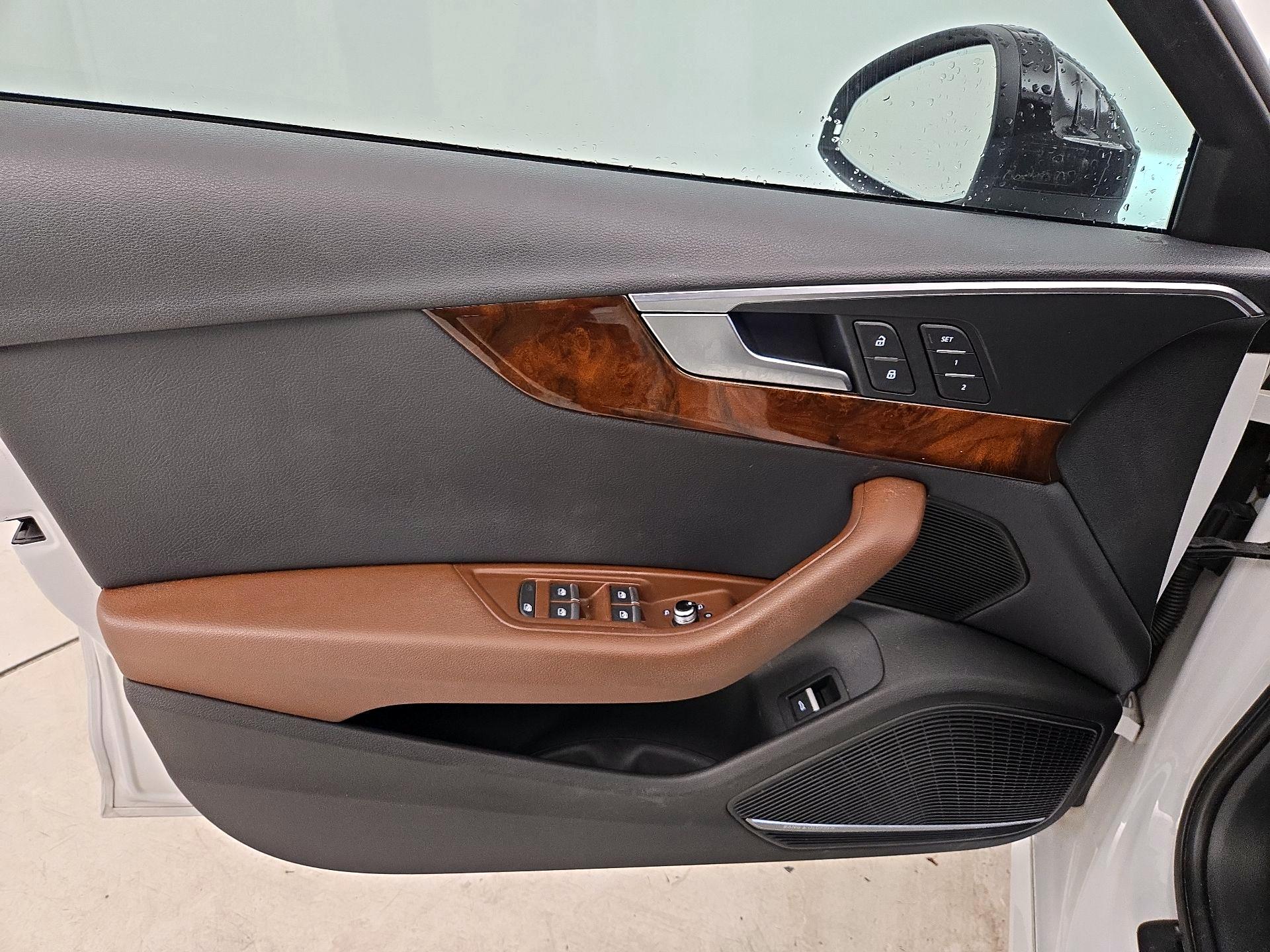 Thumbnail: 2017 Audi A4 - 12