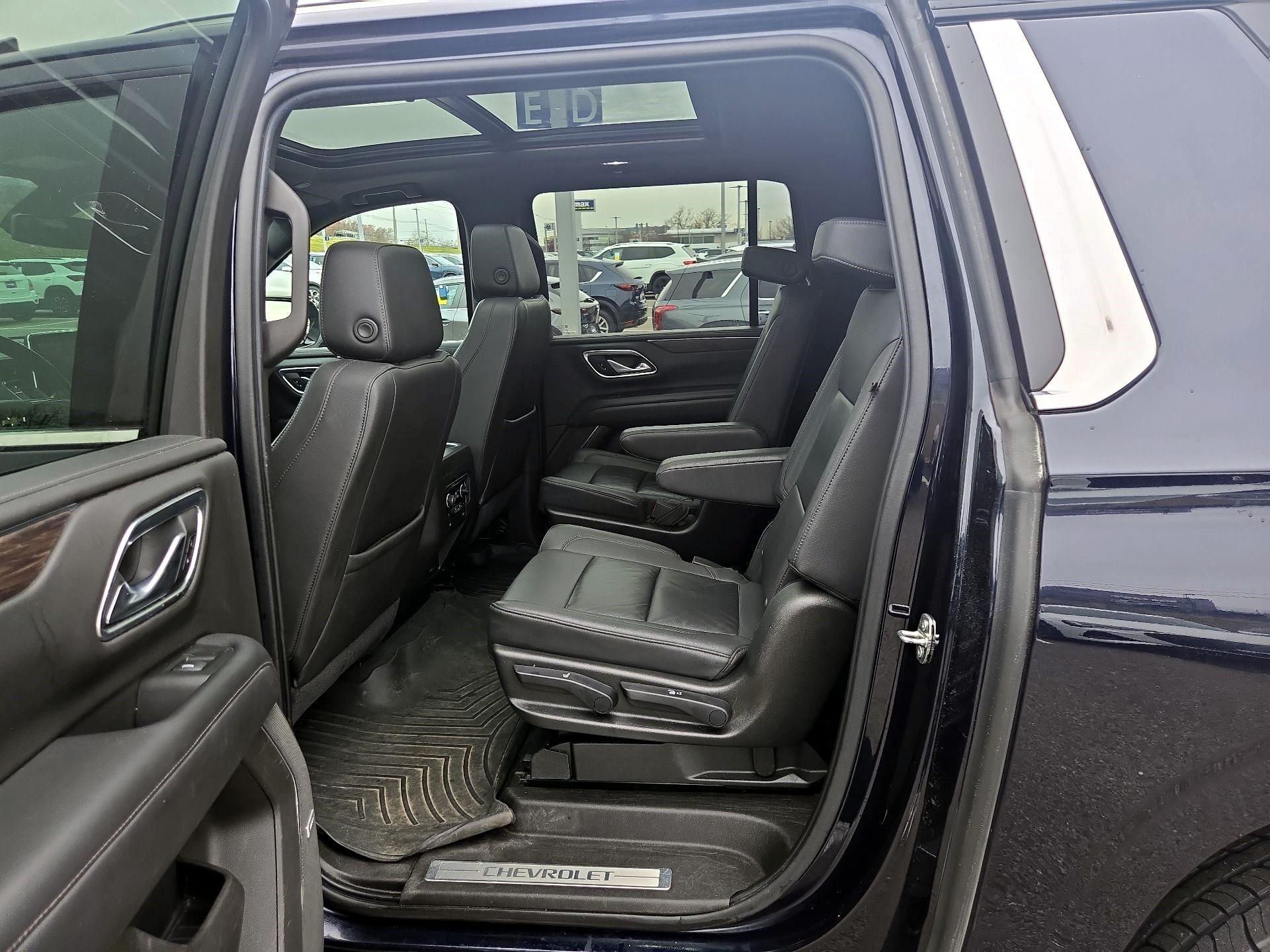 Thumbnail: 2021 Chevrolet Suburban - 18