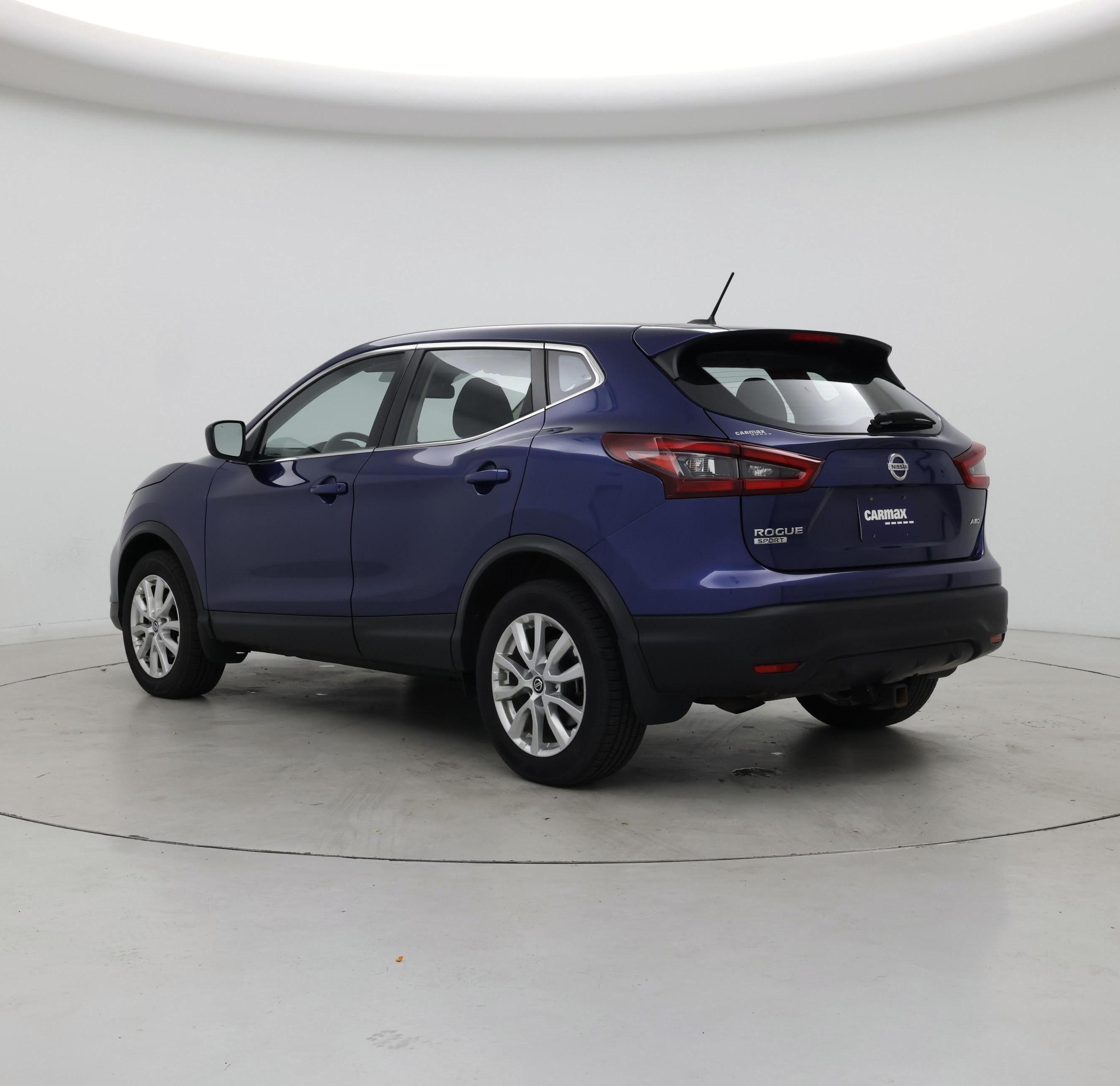 Thumbnail: 2022 Nissan Rogue Sport - 2