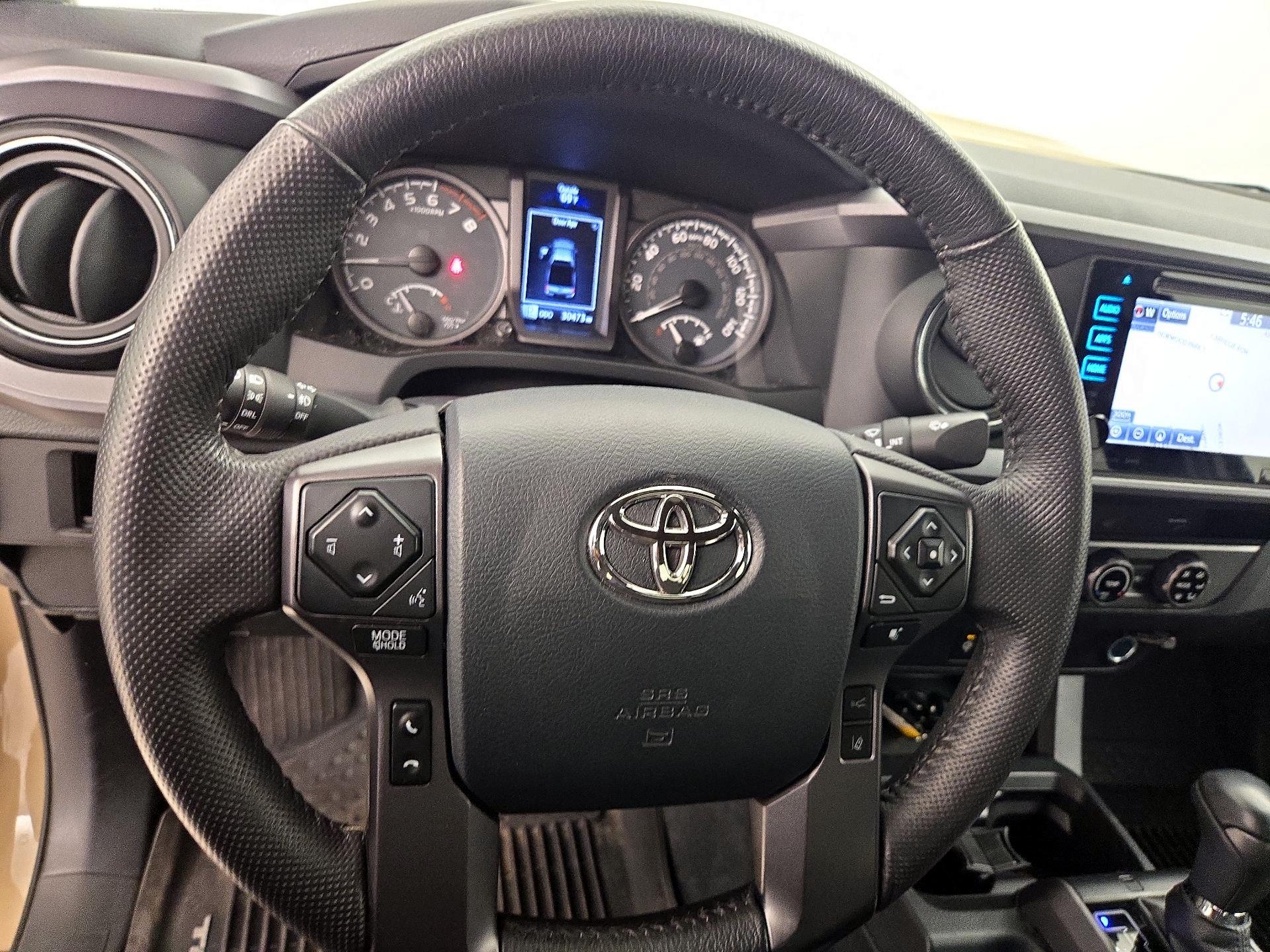 Thumbnail: 2018 Toyota Tacoma - 10