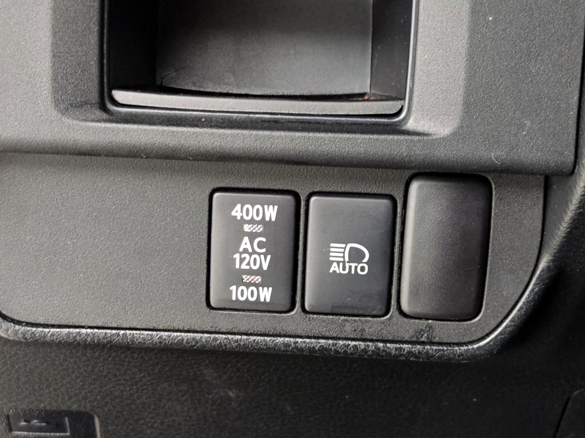 Thumbnail: 2018 Toyota Tacoma - 13