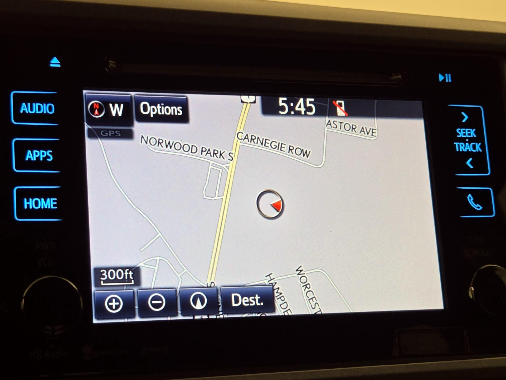 Thumbnail: 2018 Toyota Tacoma - 14