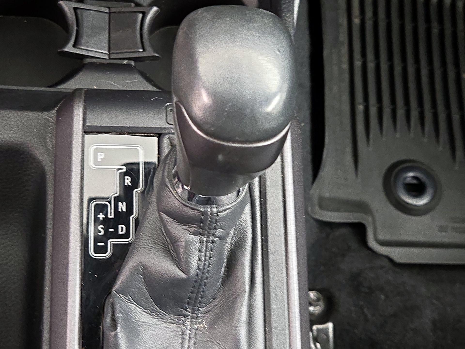 Thumbnail: 2018 Toyota Tacoma - 18