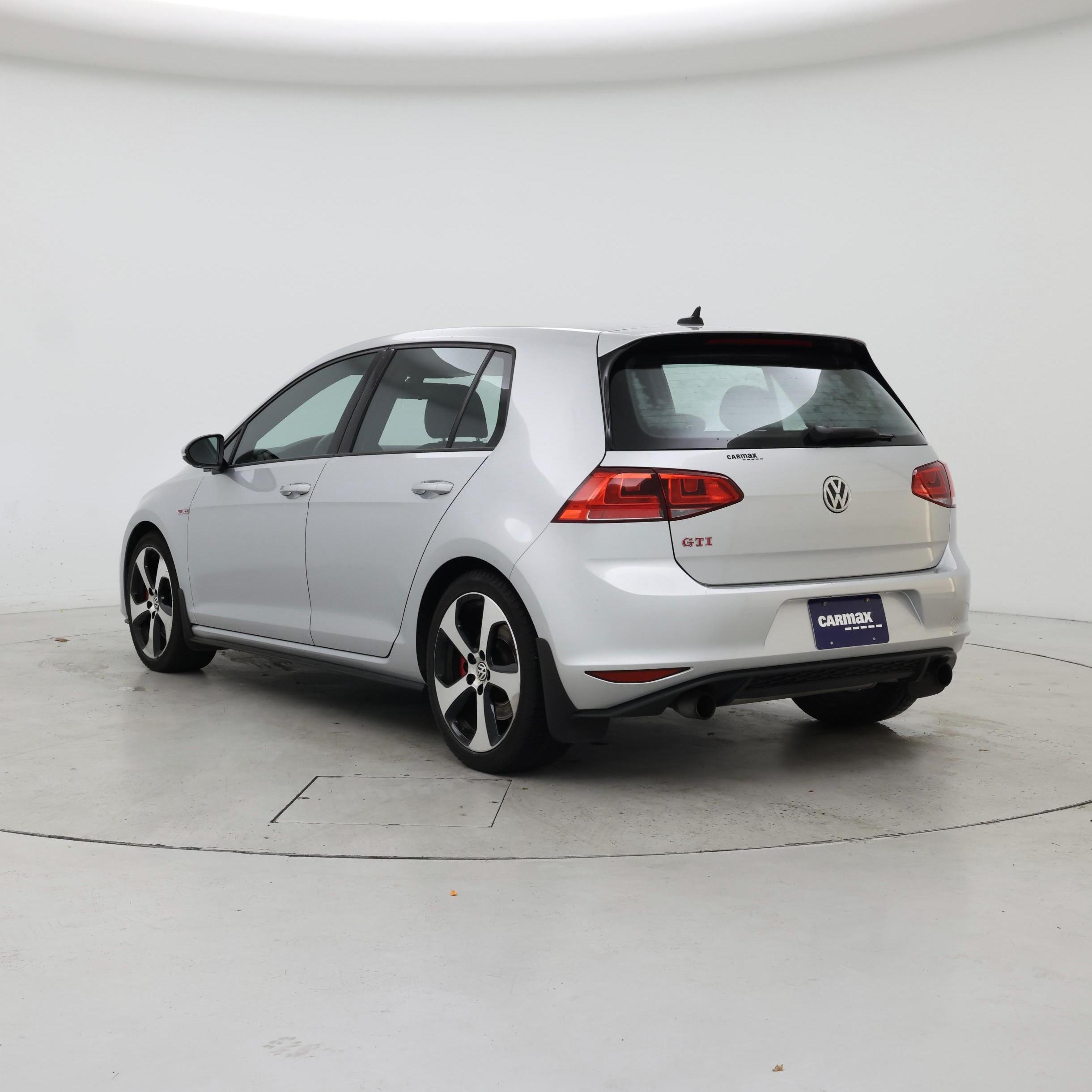 Thumbnail: 2016 Volkswagen Golf - 2