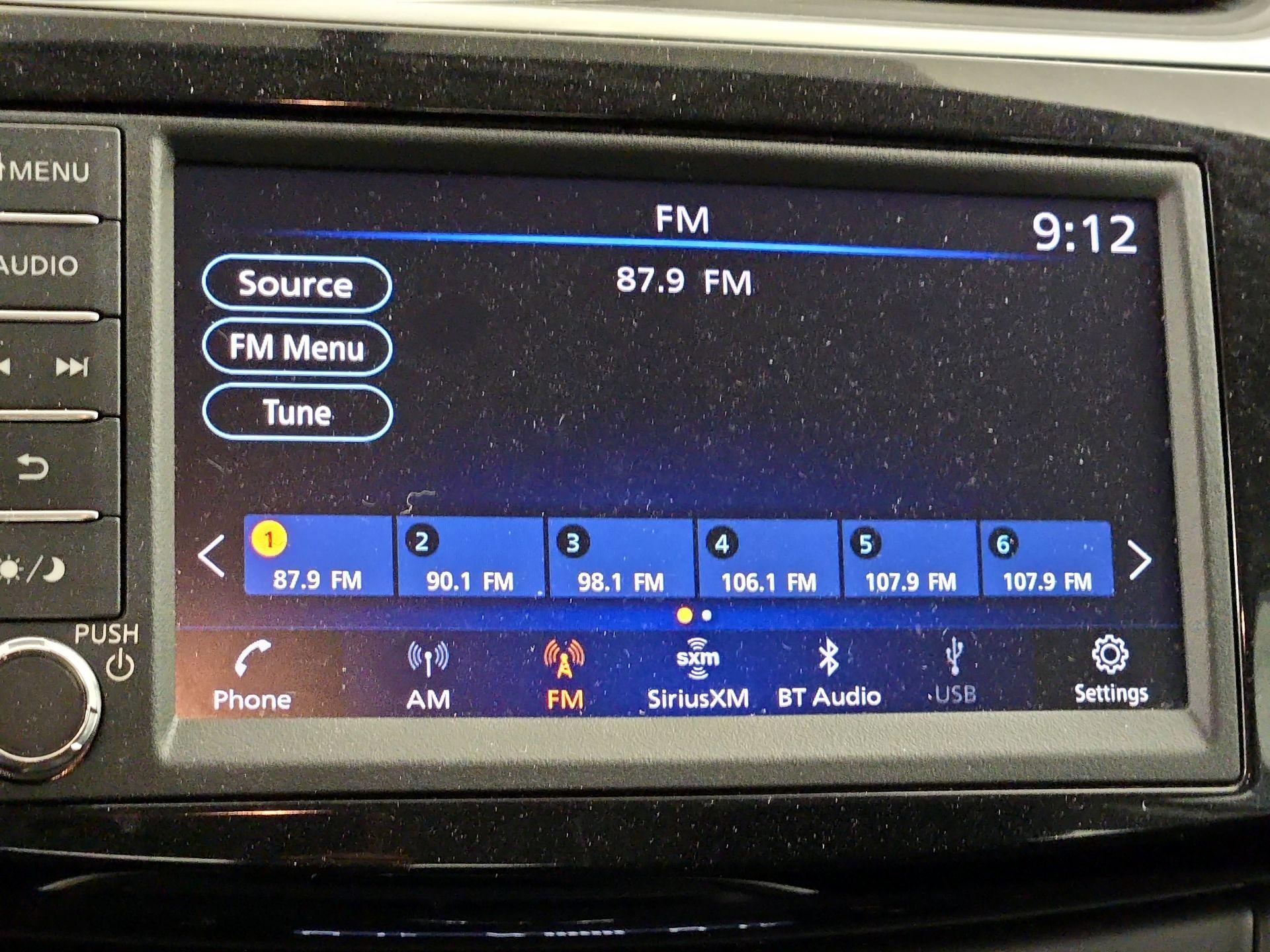 Thumbnail: 2019 Nissan Sentra - 15