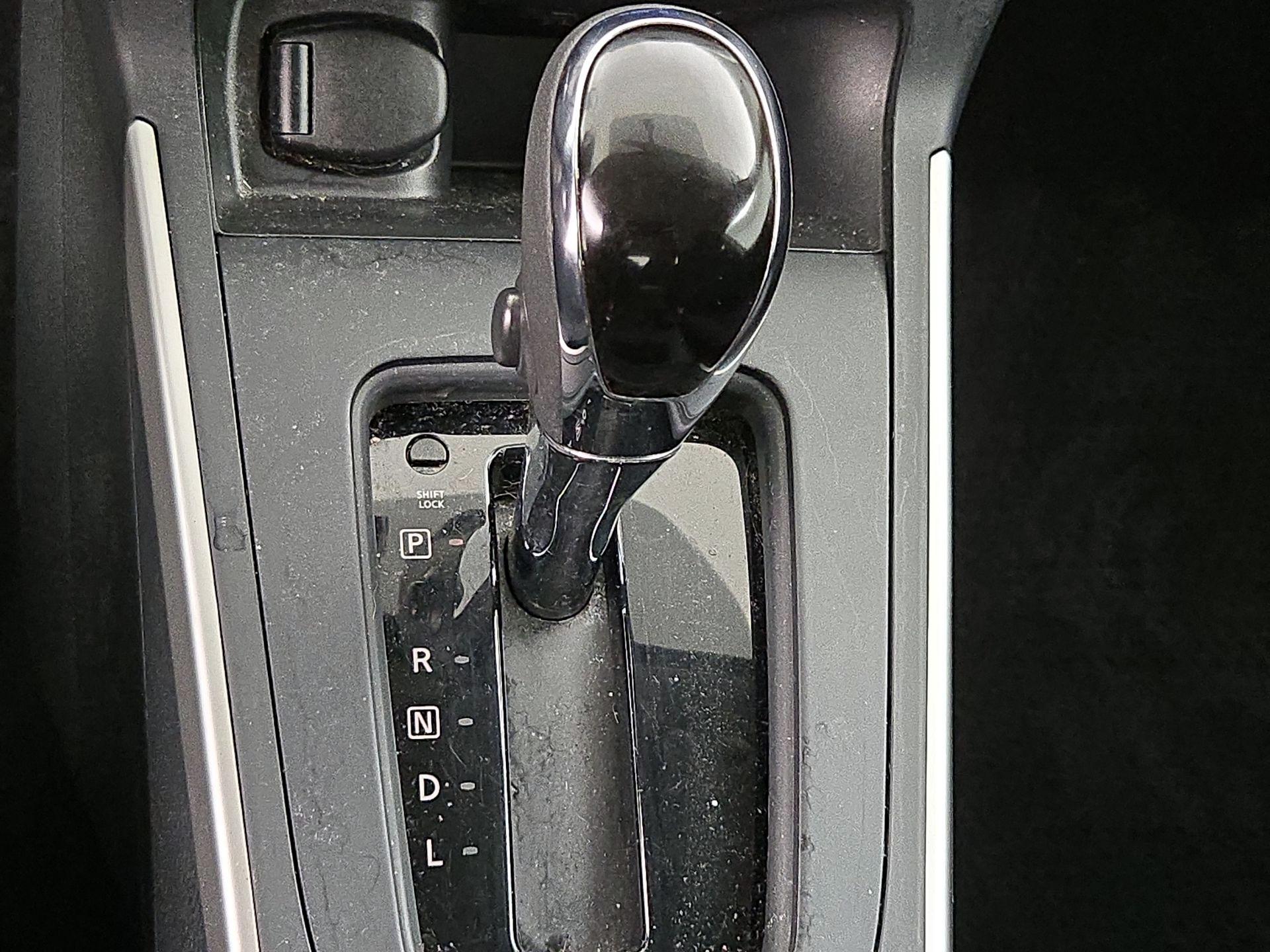 Thumbnail: 2019 Nissan Sentra - 17