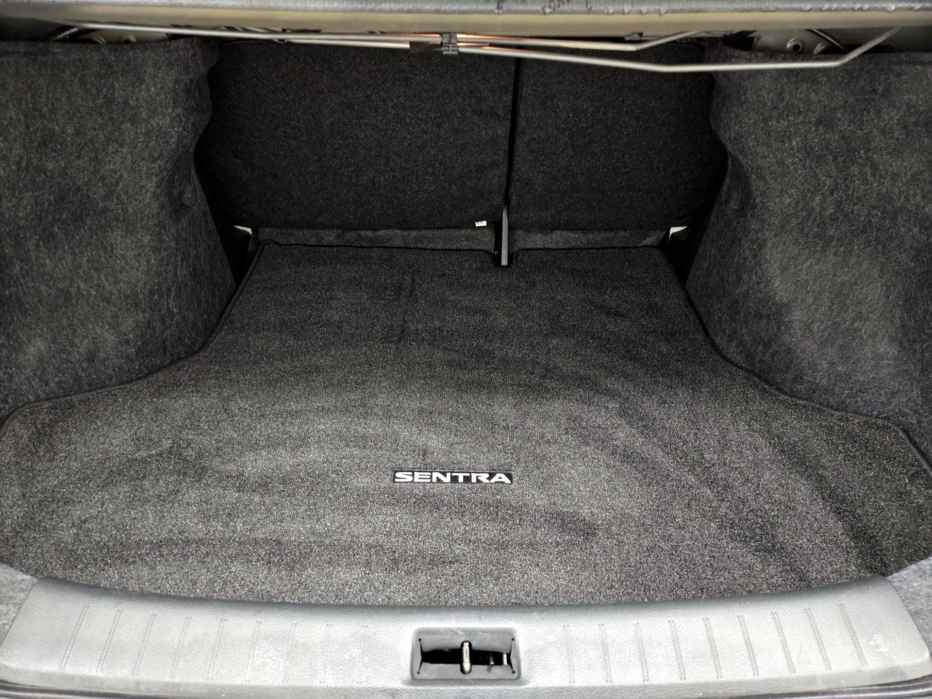 Thumbnail: 2019 Nissan Sentra - 20