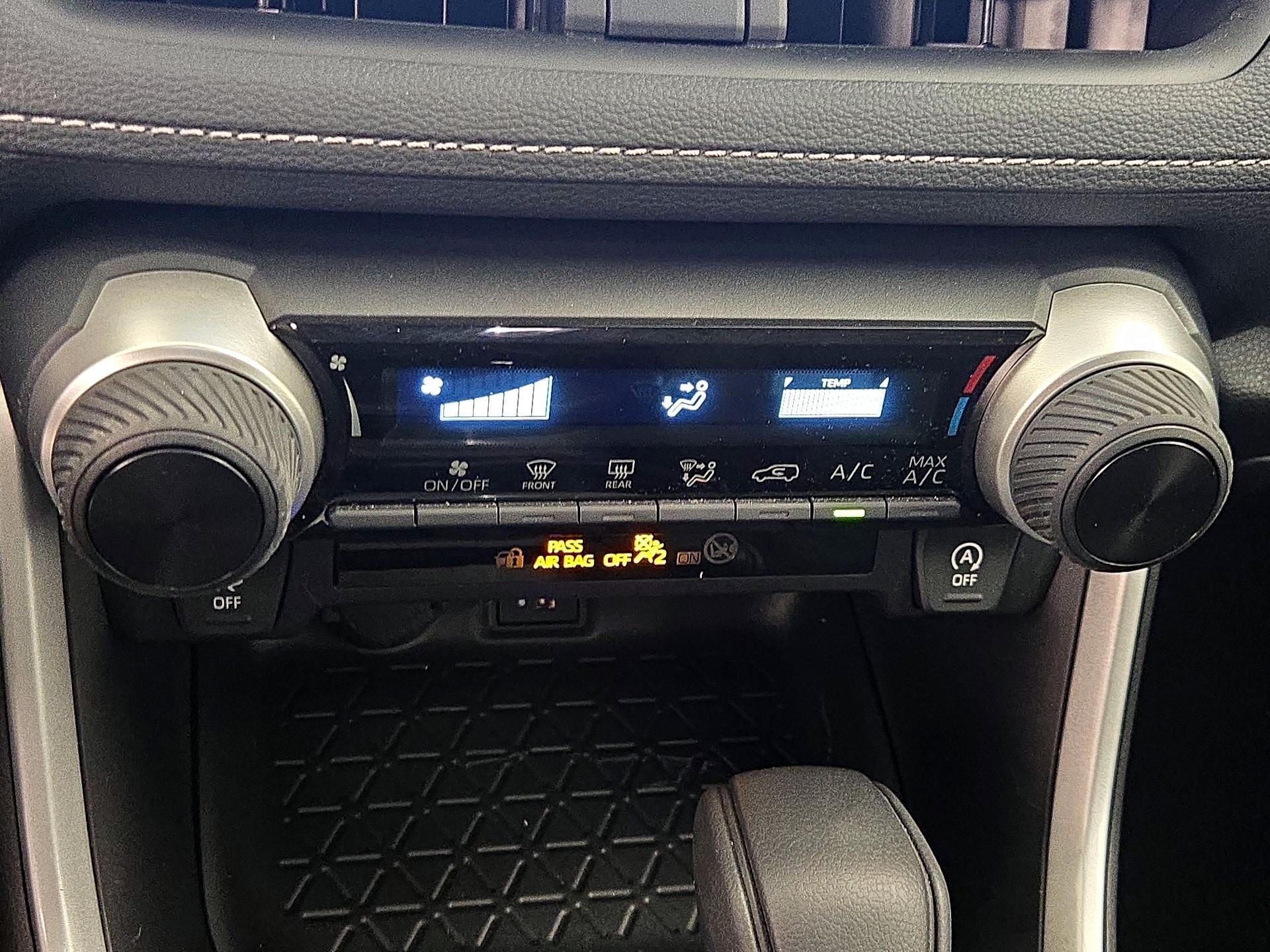 Thumbnail: 2024 Toyota RAV4 - 16