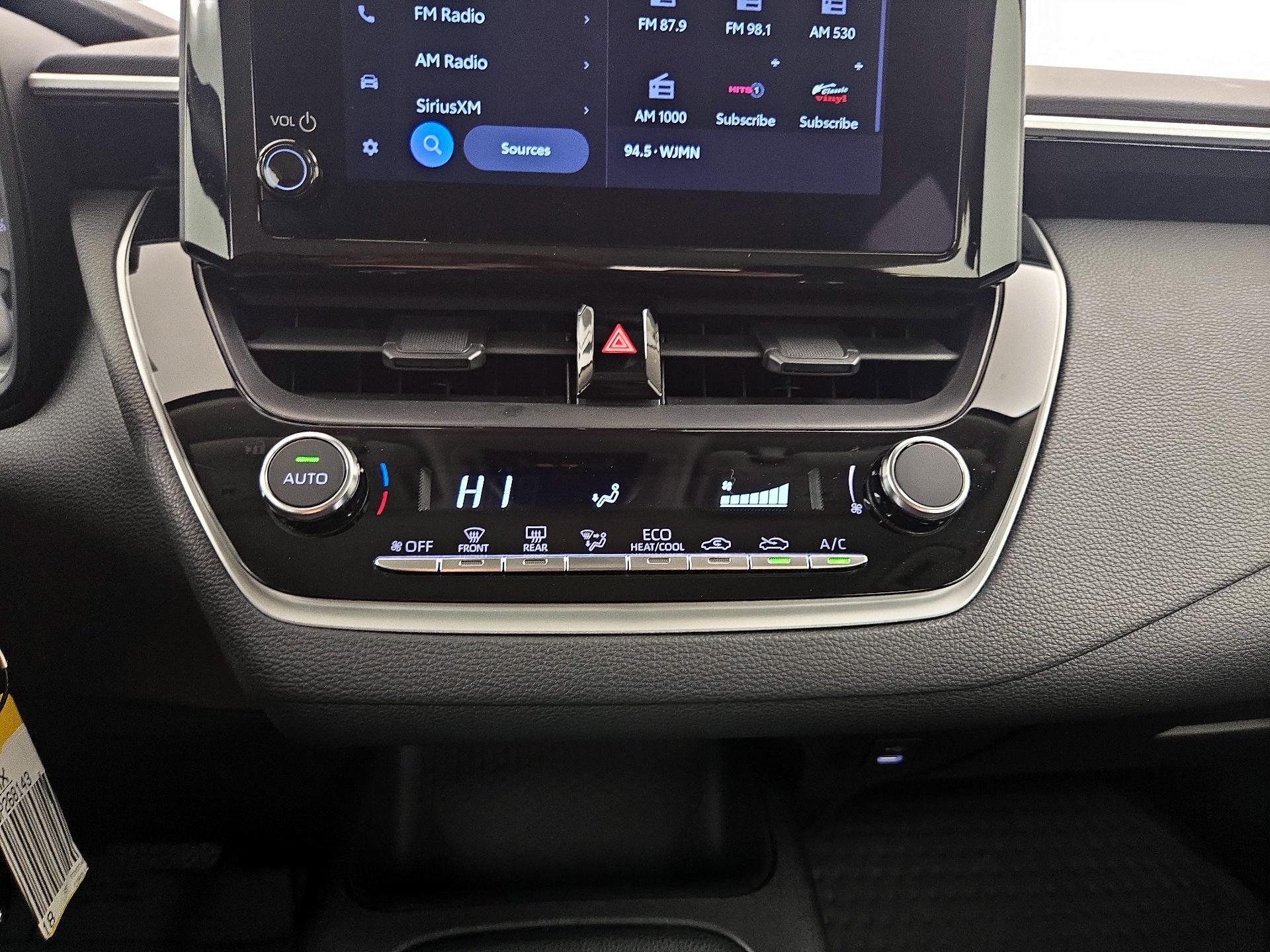 Thumbnail: 2025 Toyota Corolla - 16