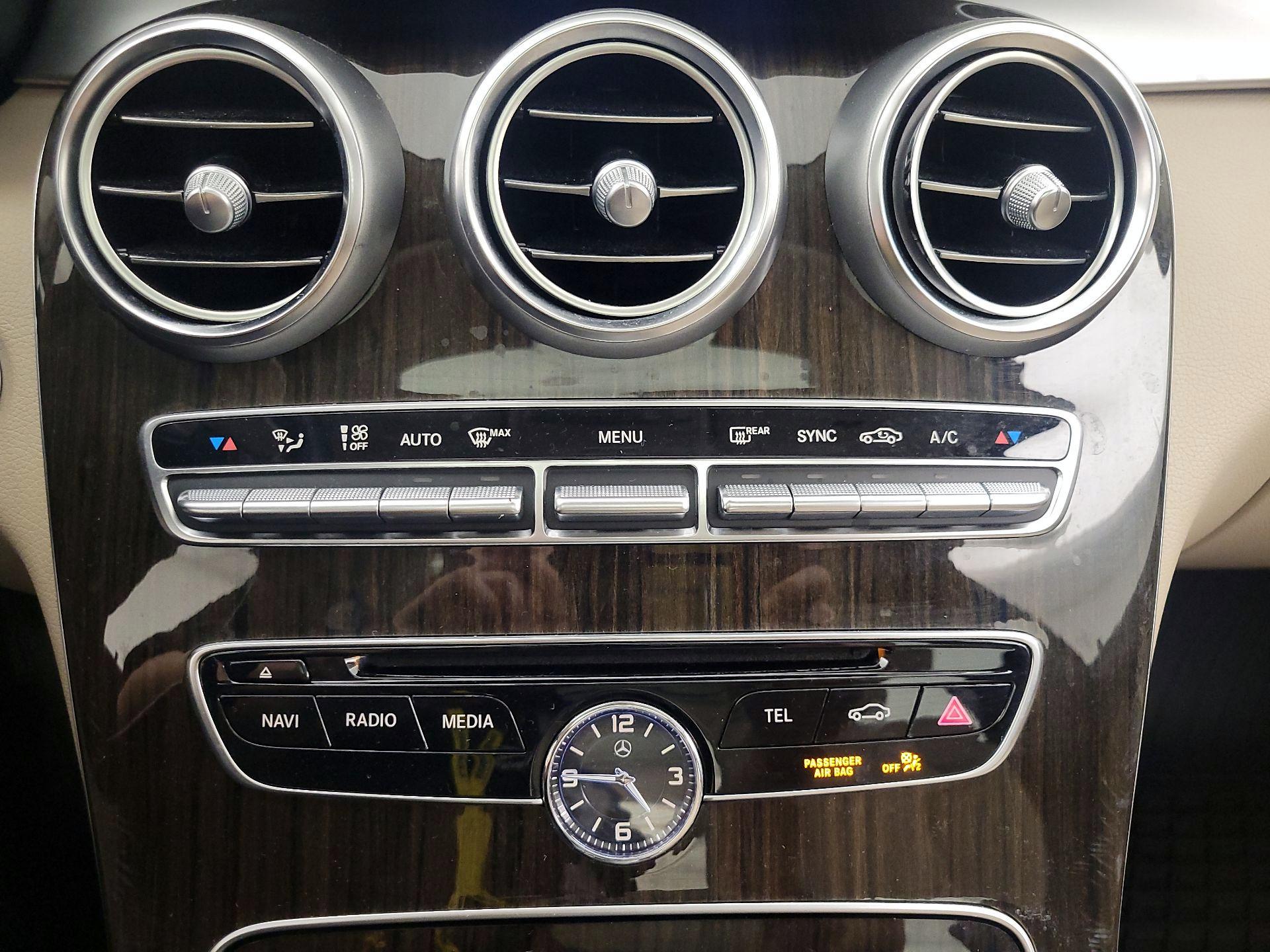 Thumbnail: 2016 Mercedes-Benz C-Class - 17