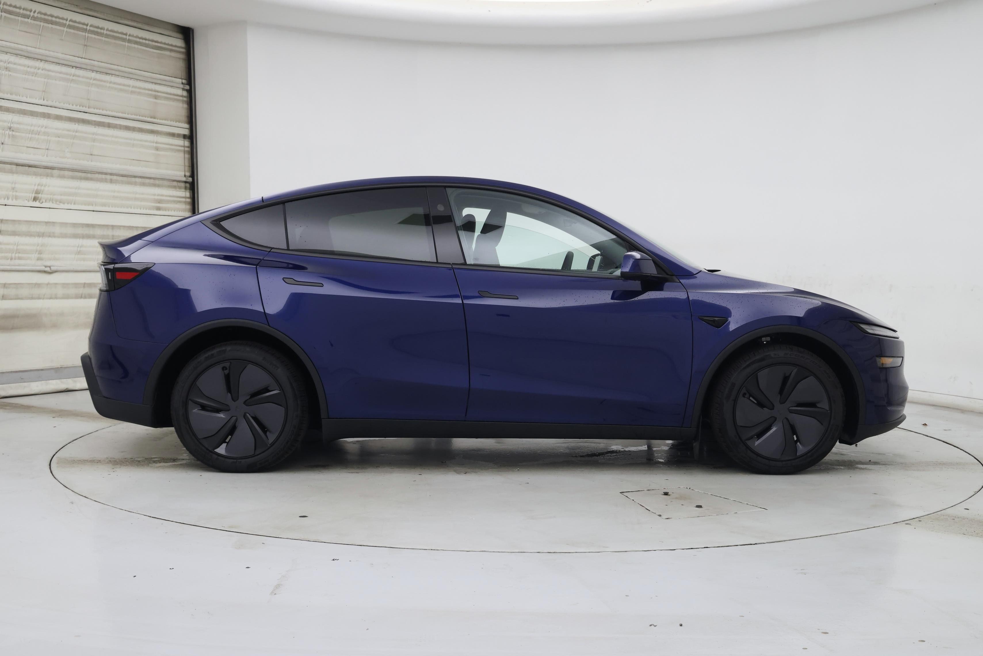 Thumbnail: 2026 Tesla Model Y - 7