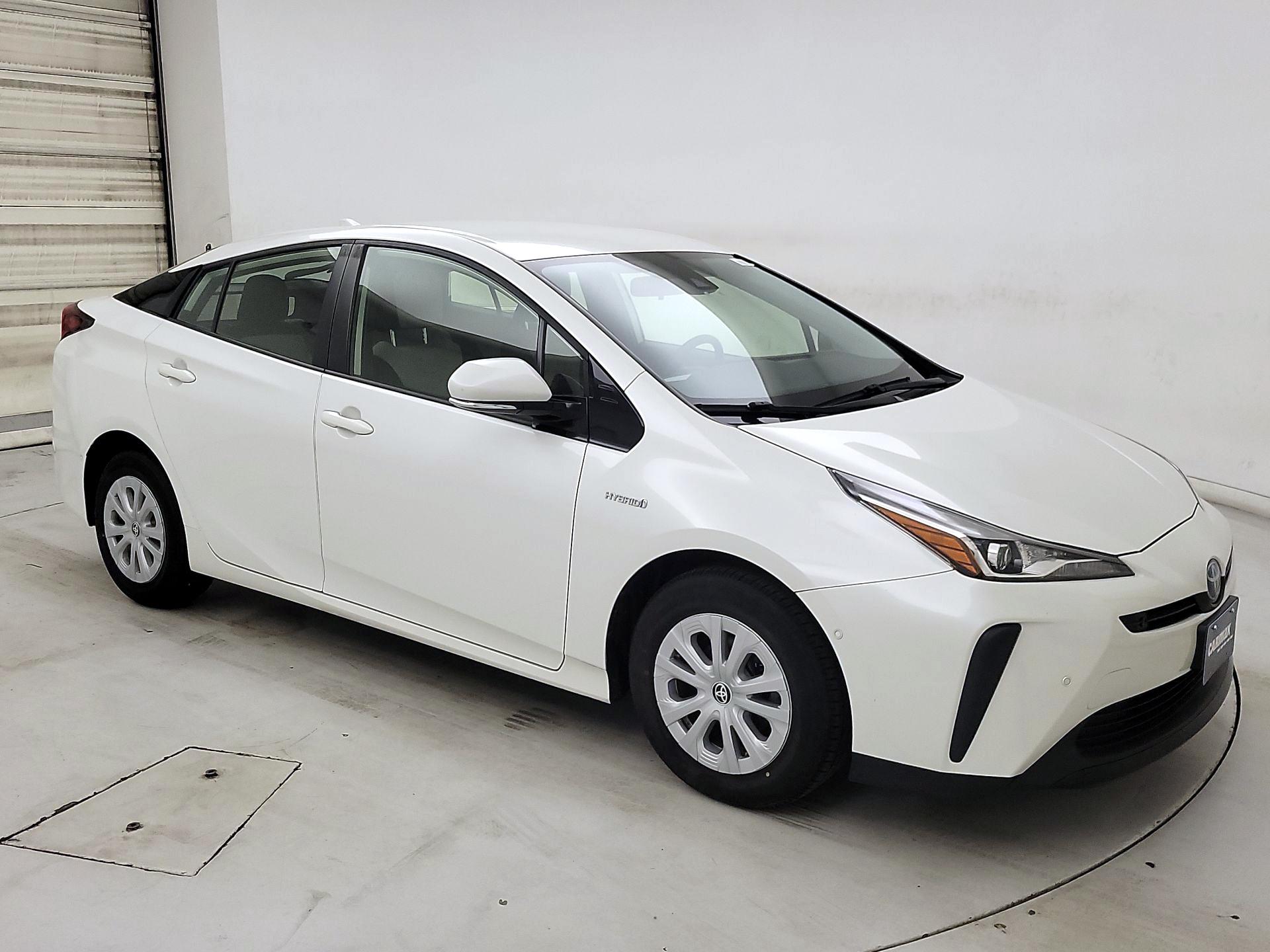 Thumbnail: 2019 Toyota Prius - 1