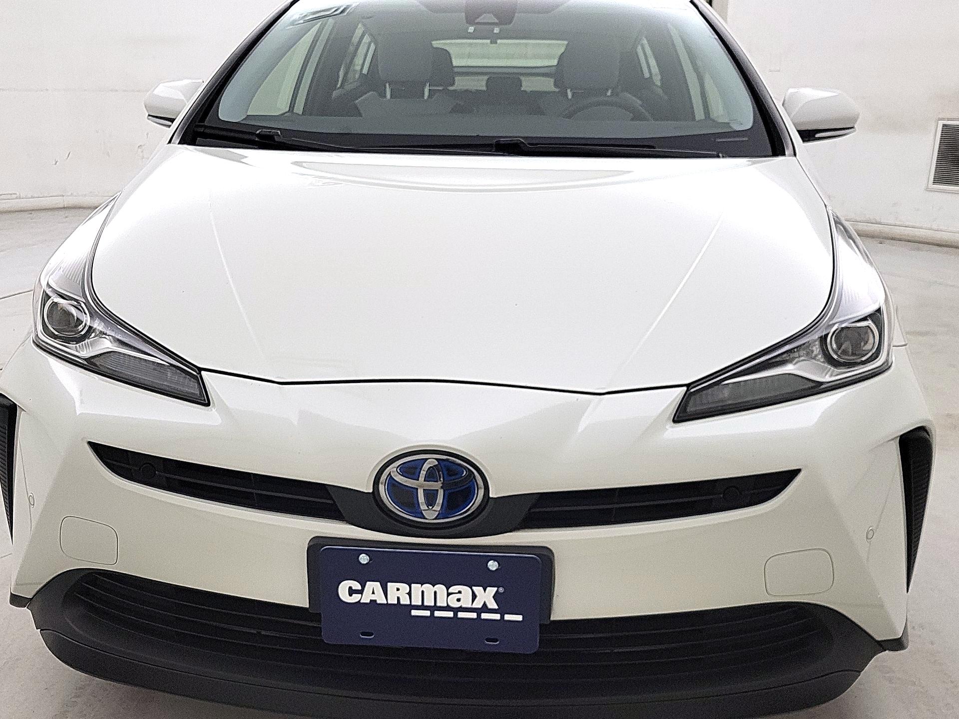 Thumbnail: 2019 Toyota Prius - 2