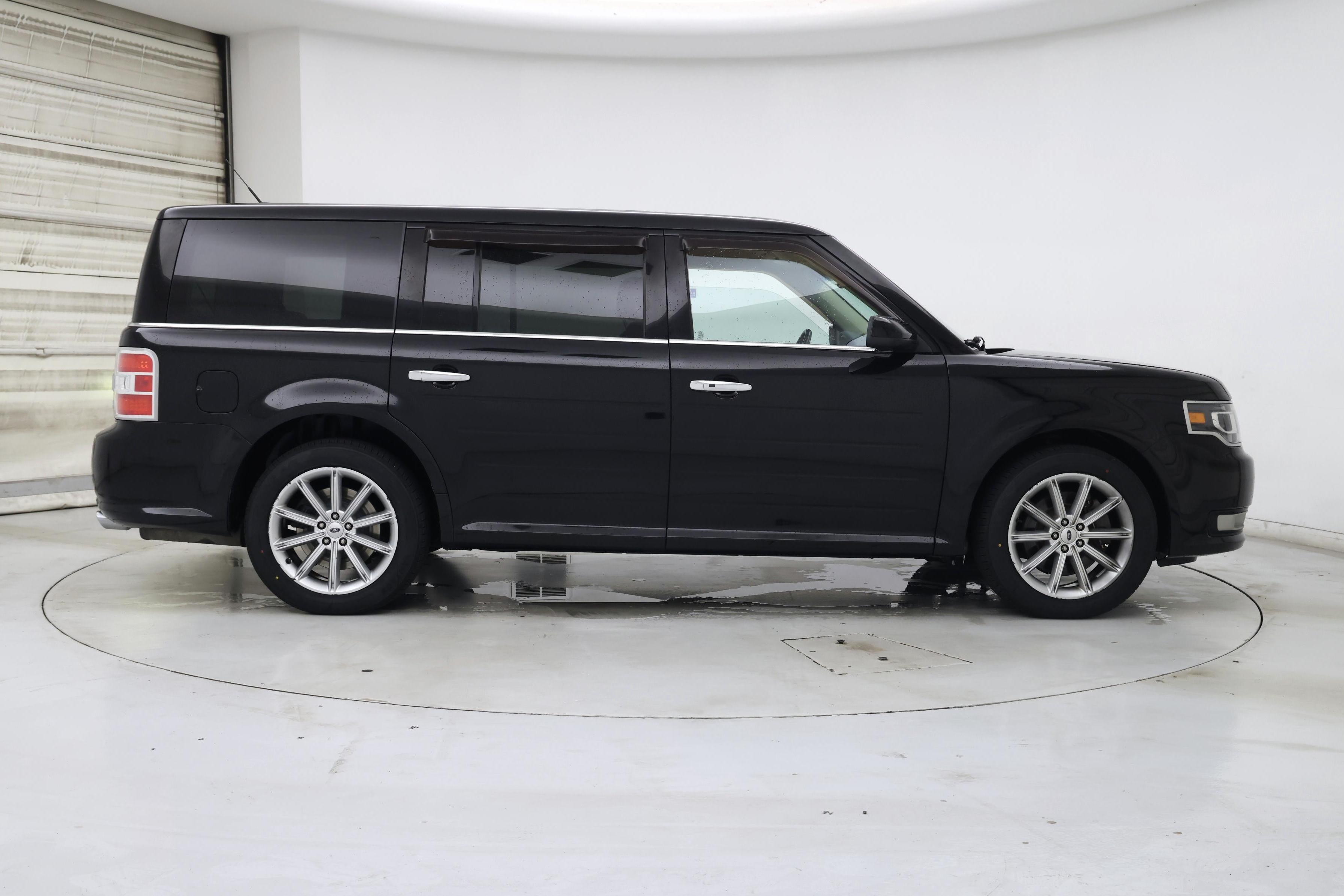 Thumbnail: 2018 Ford Flex - 7