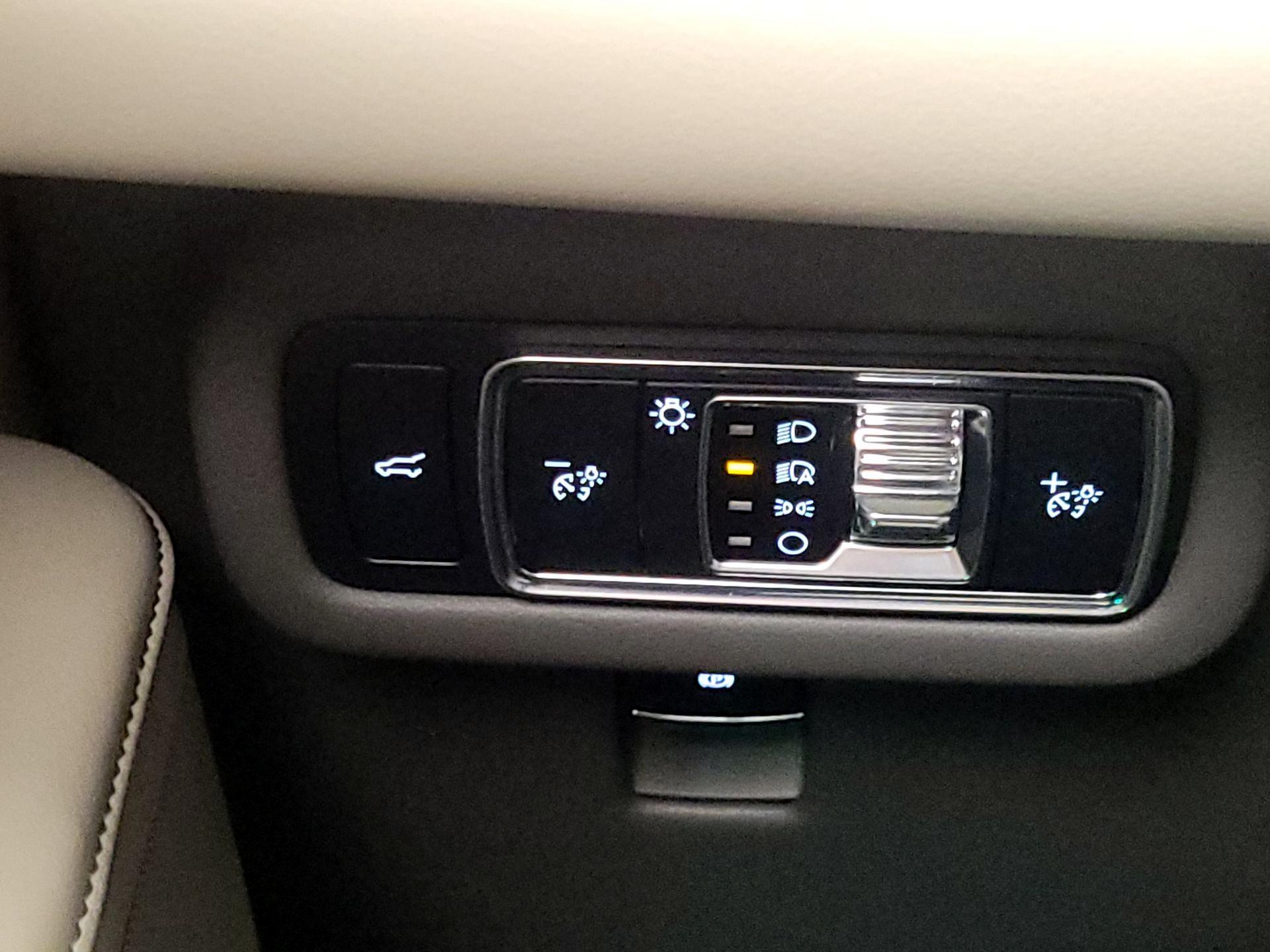 Thumbnail: 2024 Lincoln Nautilus - 13