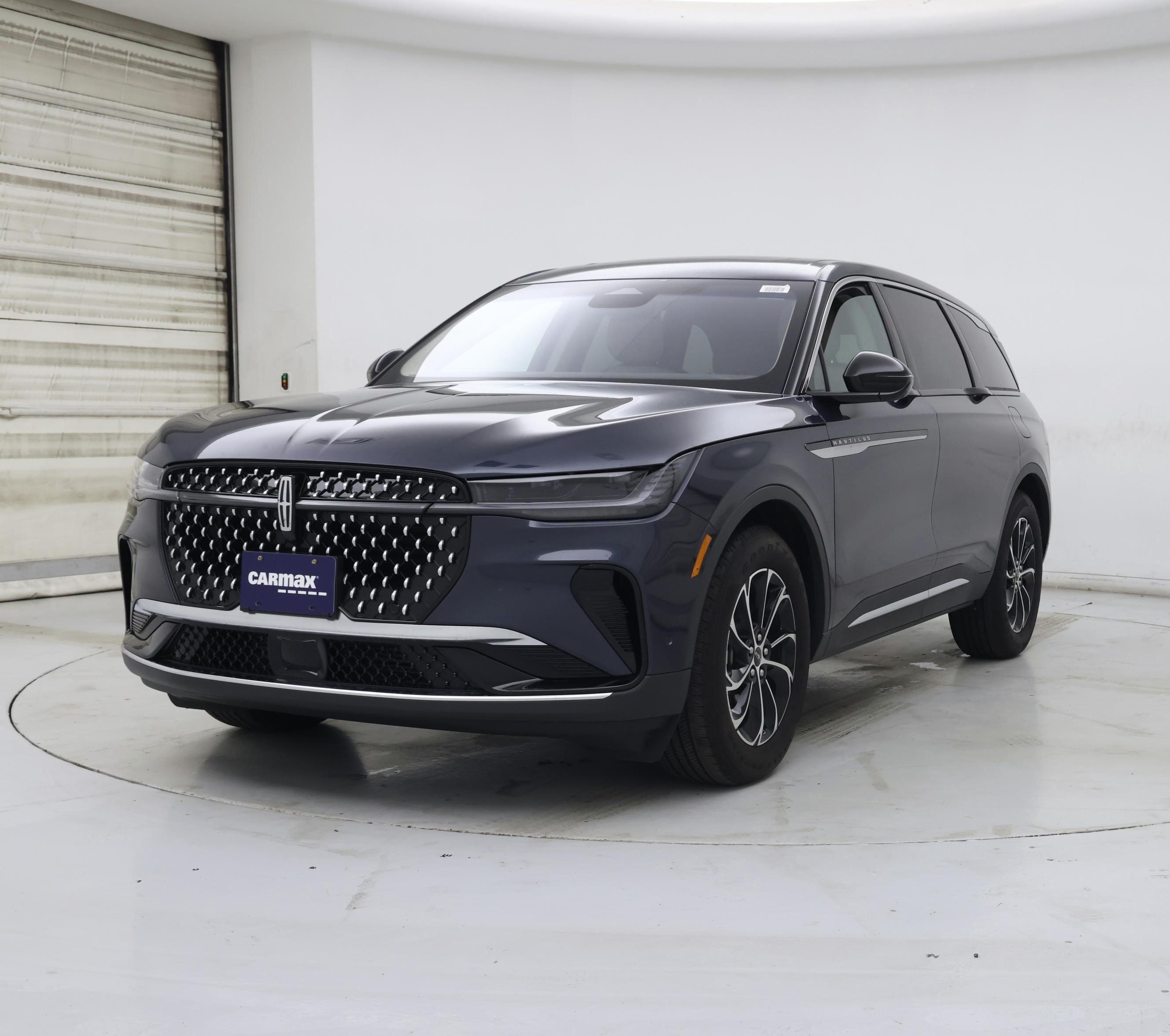 Thumbnail: 2024 Lincoln Nautilus - 4