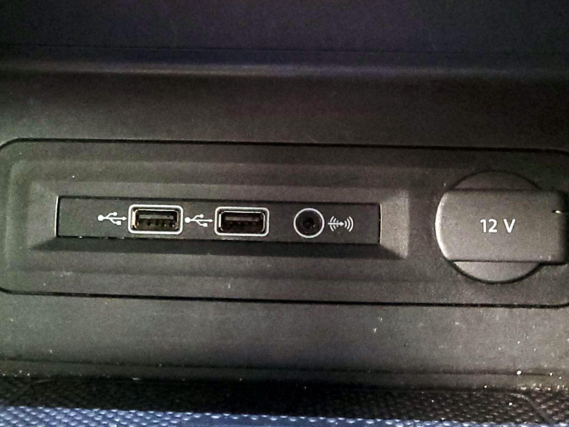 Thumbnail: 2020 Volkswagen Atlas - 18