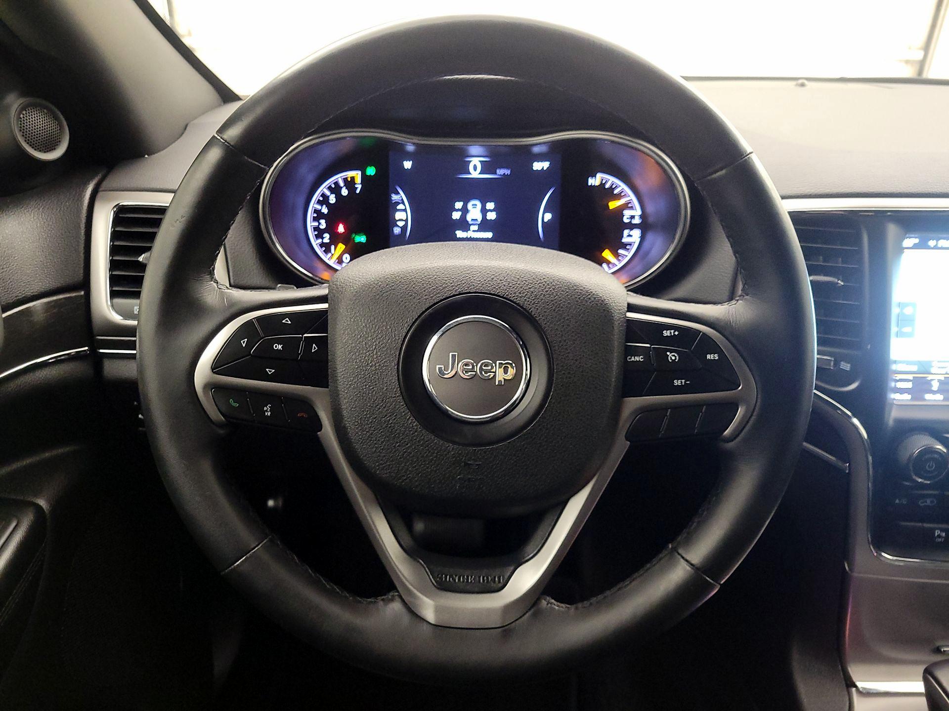 Thumbnail: 2018 Jeep Grand Cherokee - 10