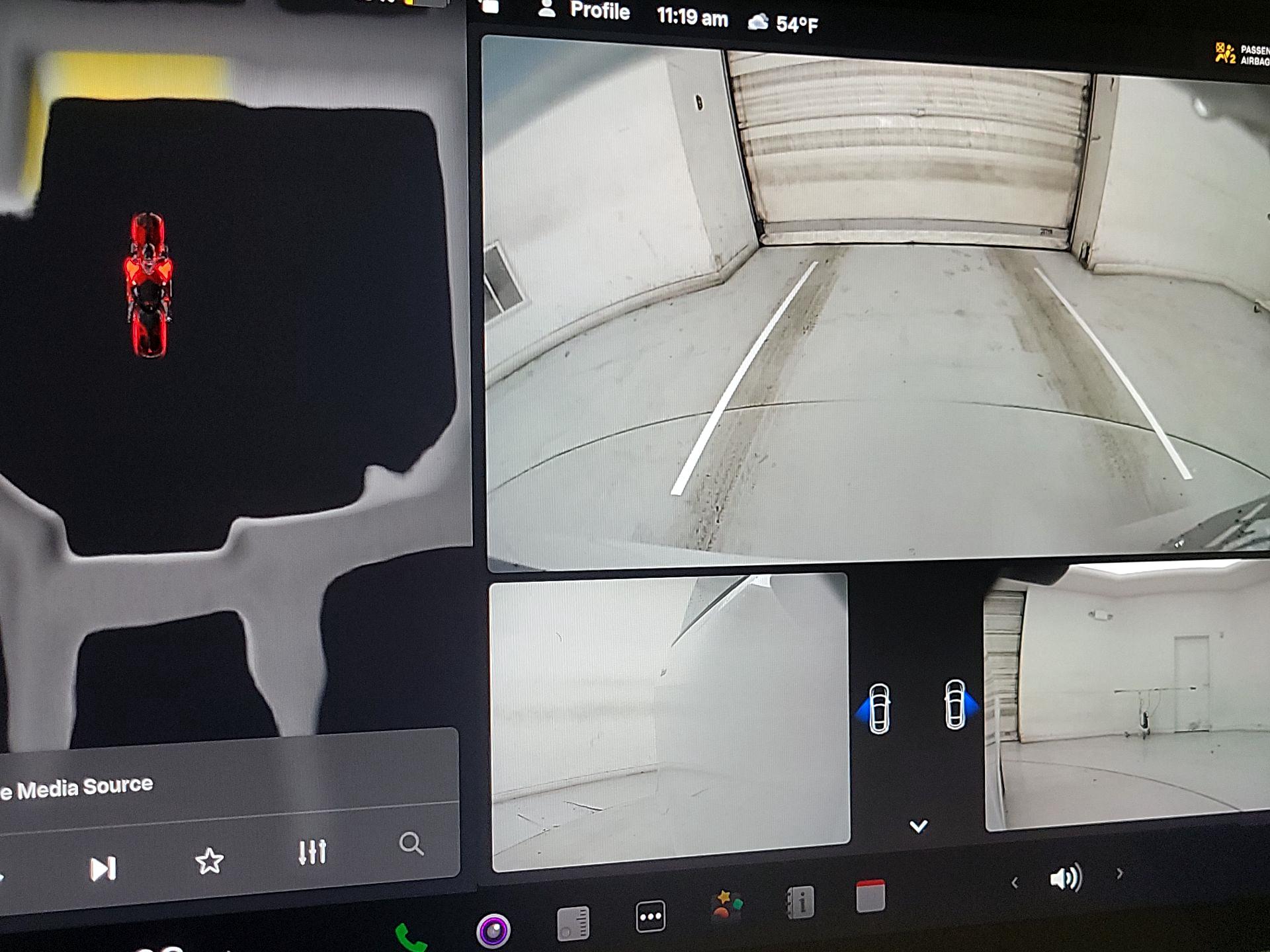 Thumbnail: 2023 Tesla Model Y - 13