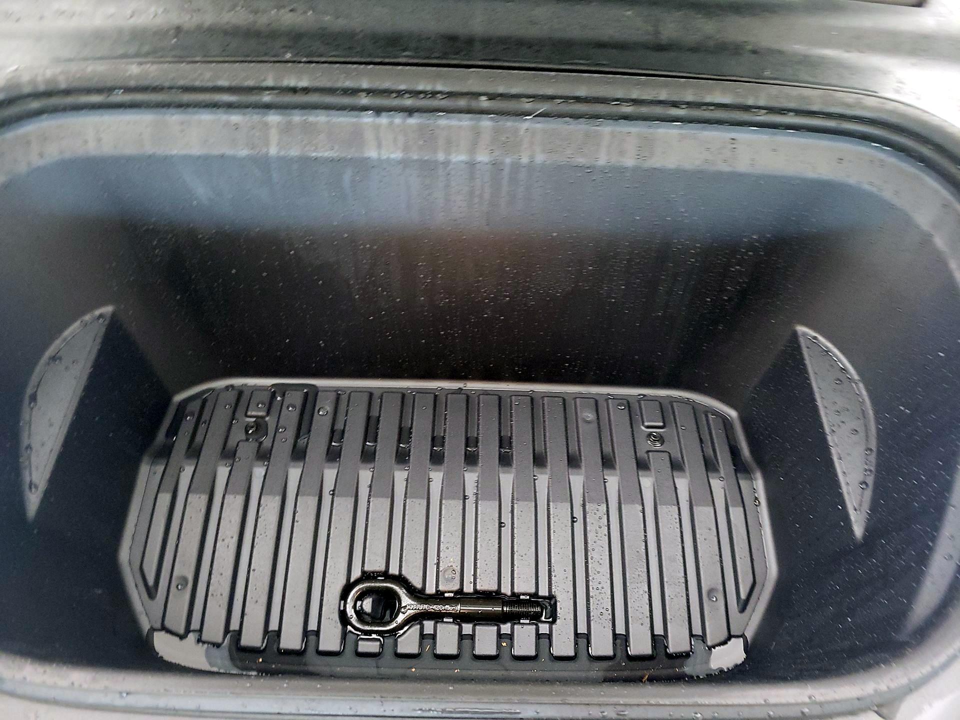 Thumbnail: 2023 Tesla Model Y - 19