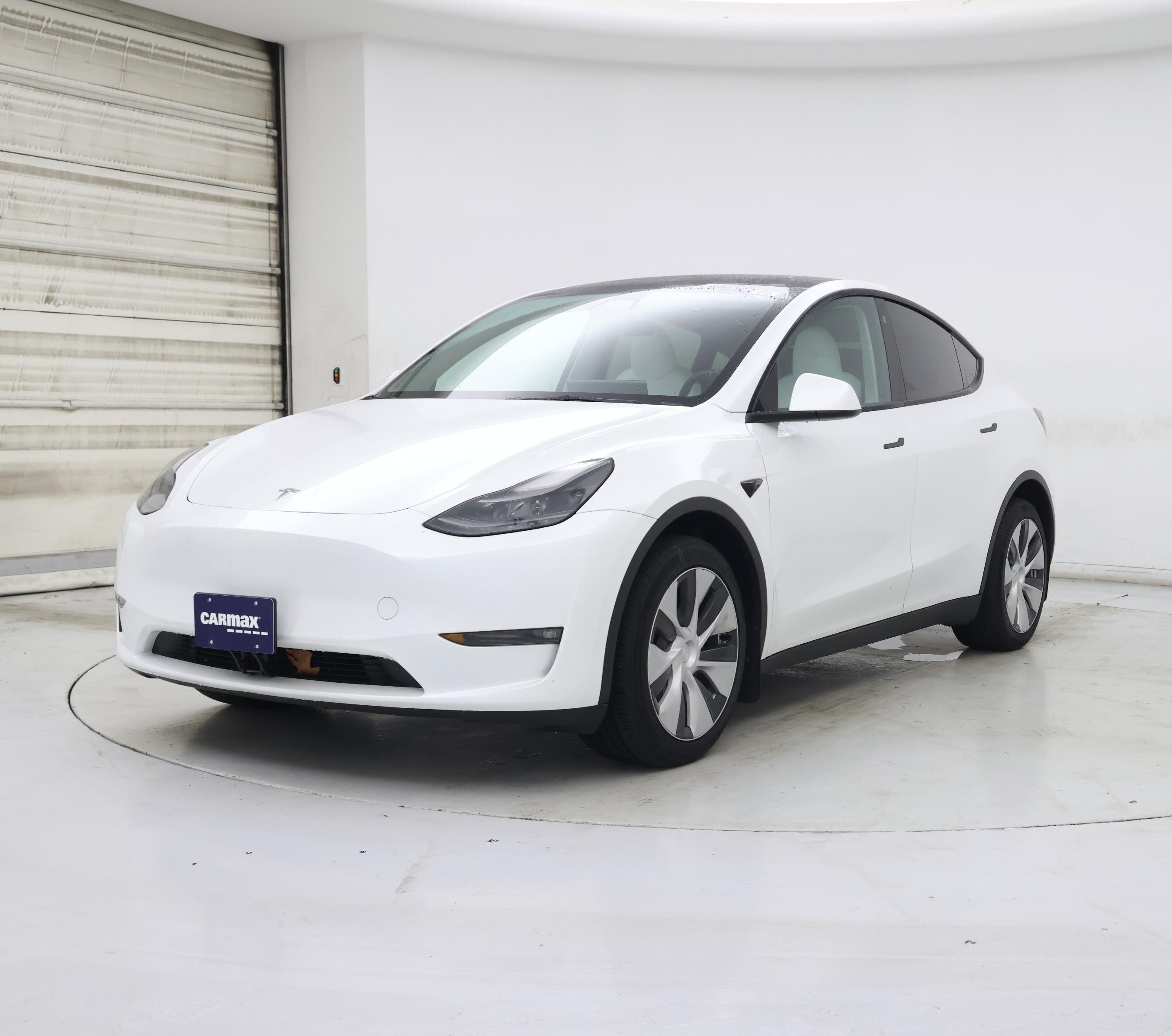 Thumbnail: 2023 Tesla Model Y - 4