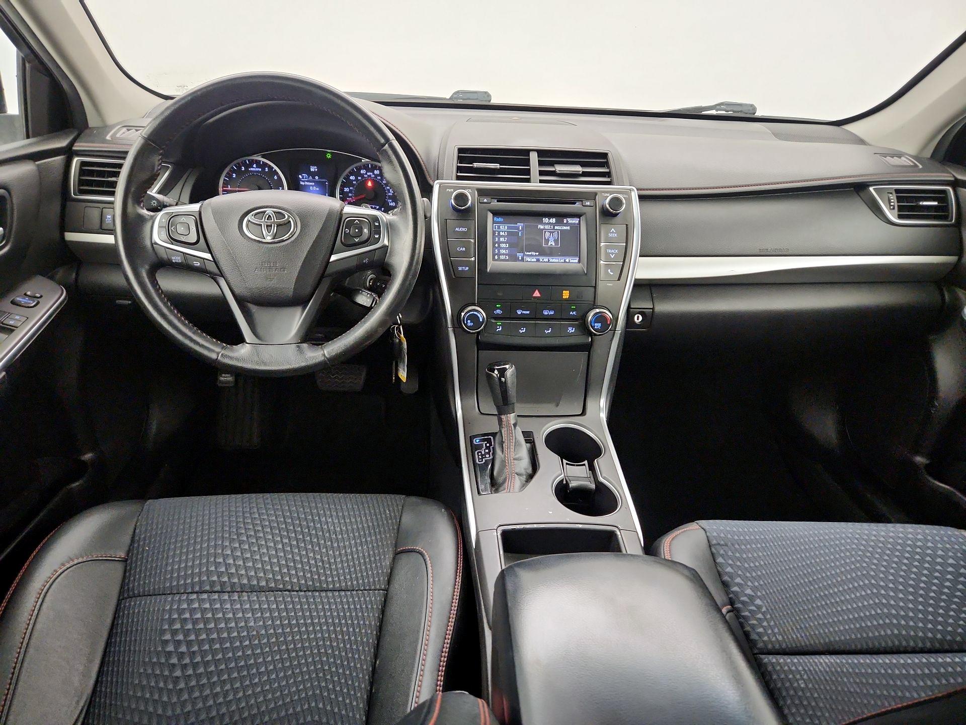 Thumbnail: 2015 Toyota Camry - 9