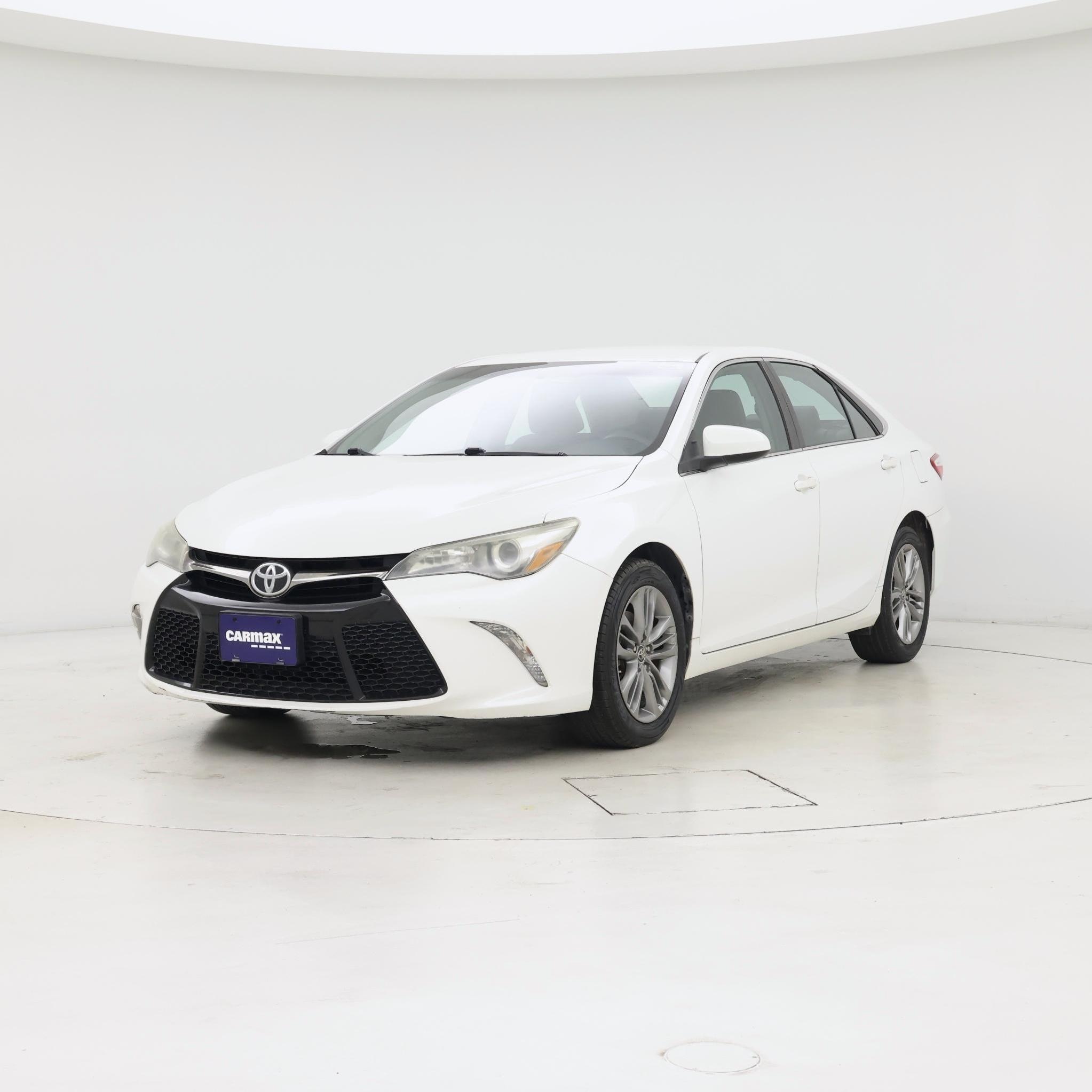 Thumbnail: 2015 Toyota Camry - 4