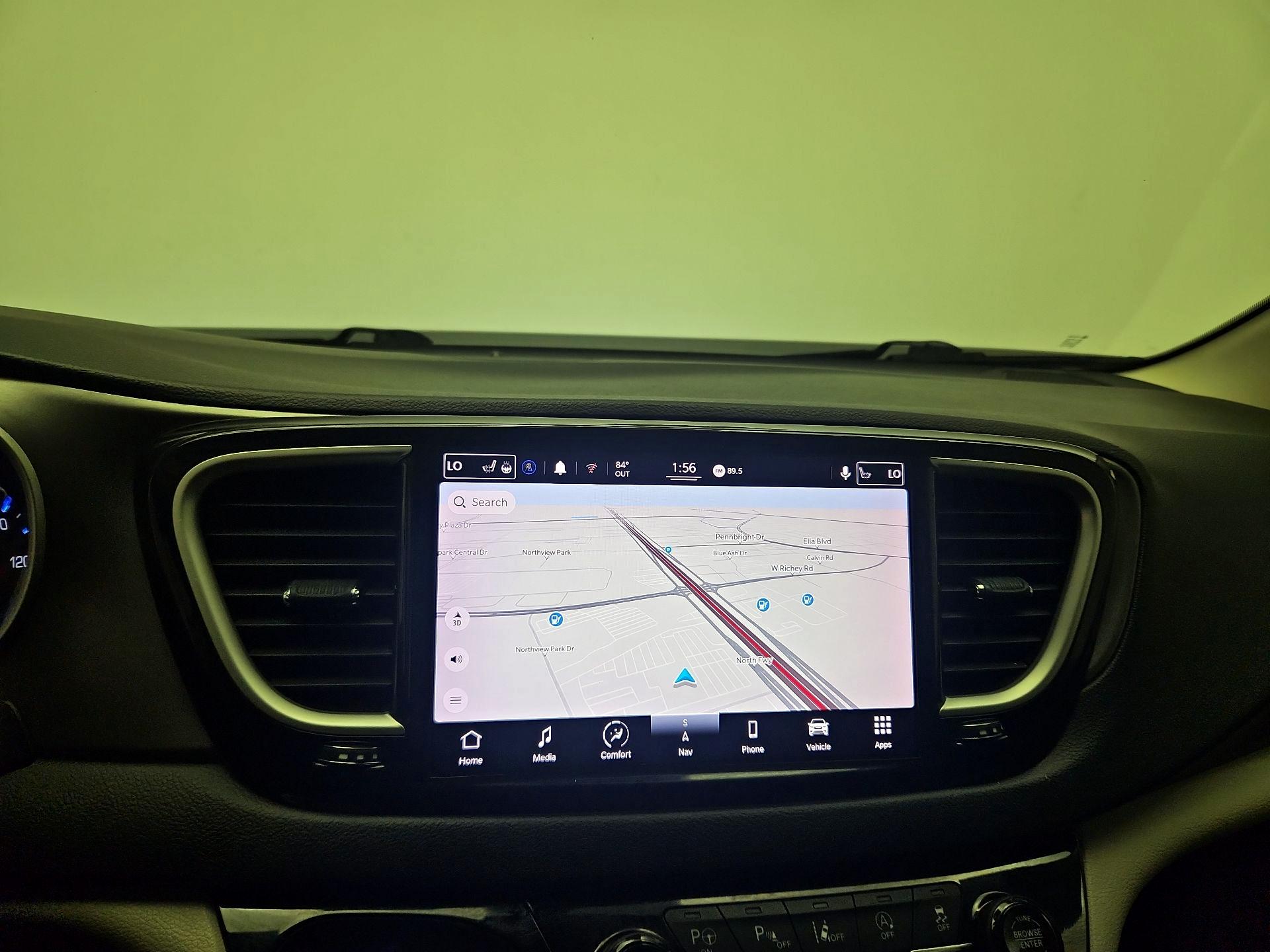 Thumbnail: 2021 Chrysler Pacifica - 13