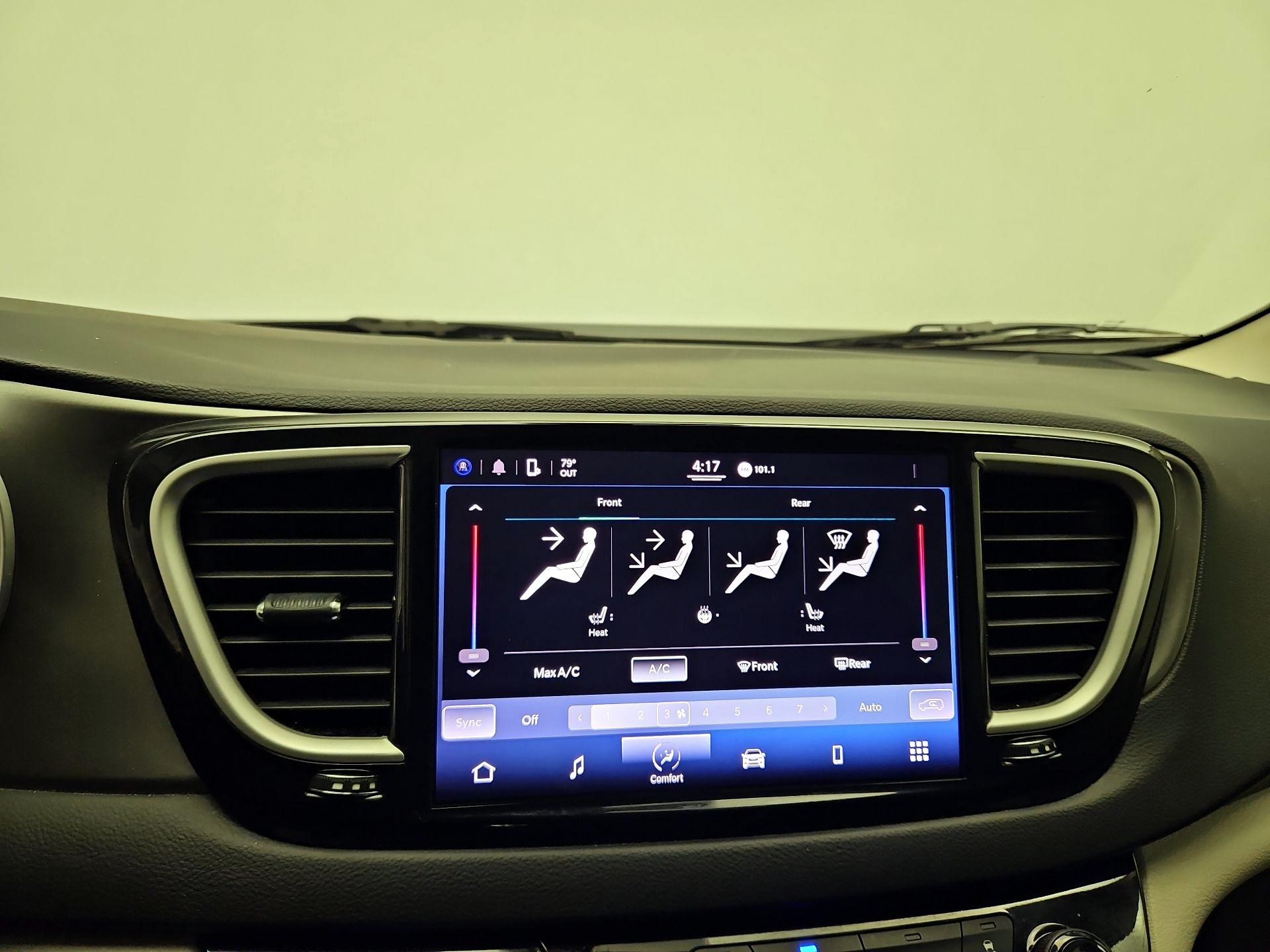 Thumbnail: 2022 Chrysler Pacifica - 15