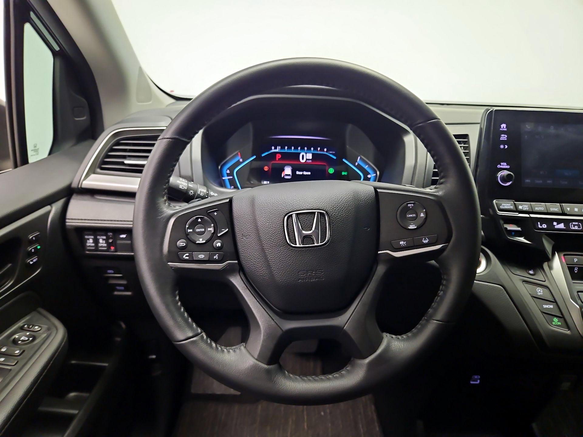 Thumbnail: 2023 Honda Odyssey - 10