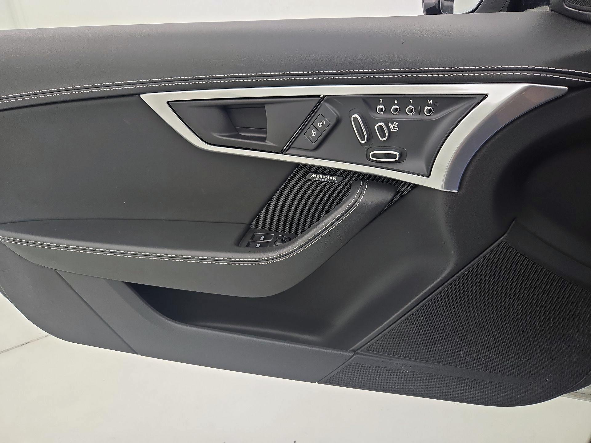 Thumbnail: 2020 Jaguar F-Type - 12