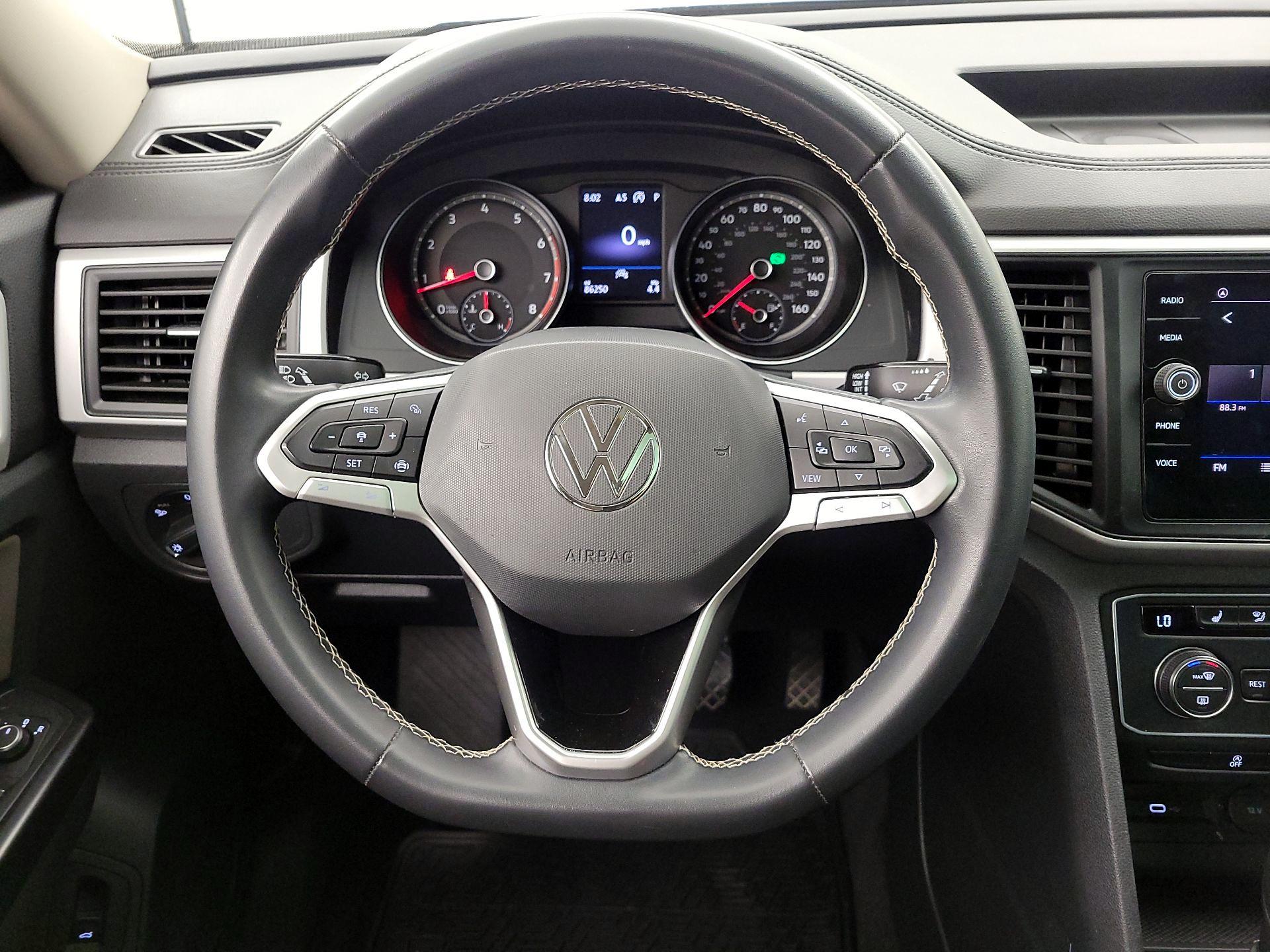 Thumbnail: 2021 Volkswagen Atlas - 10