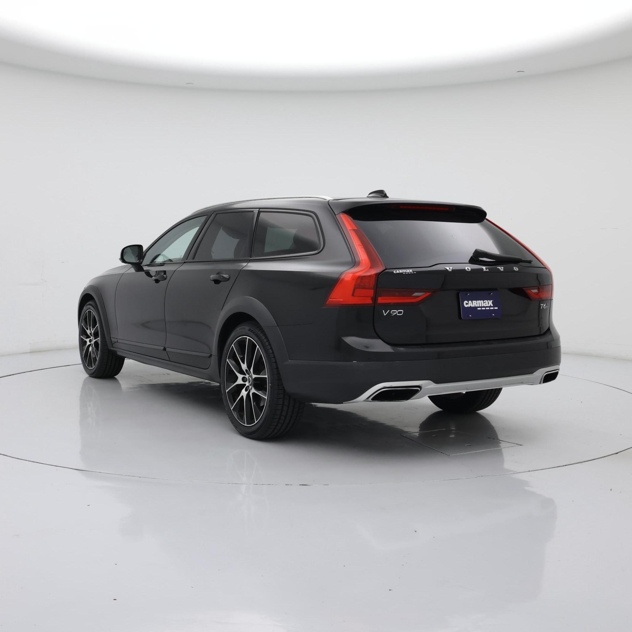 Thumbnail: 2018 Volvo V90 - 2