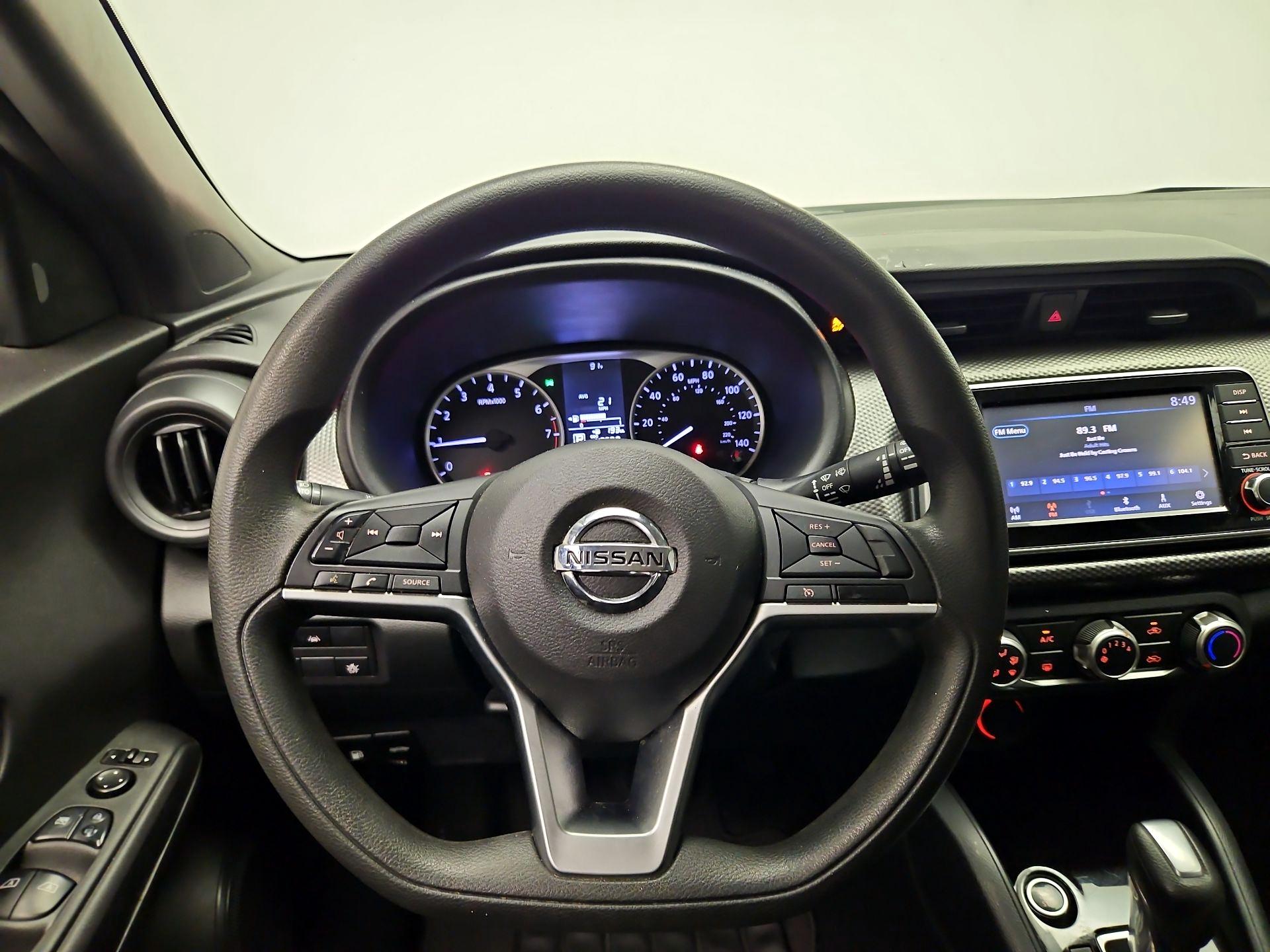 Thumbnail: 2020 Nissan Kicks - 10
