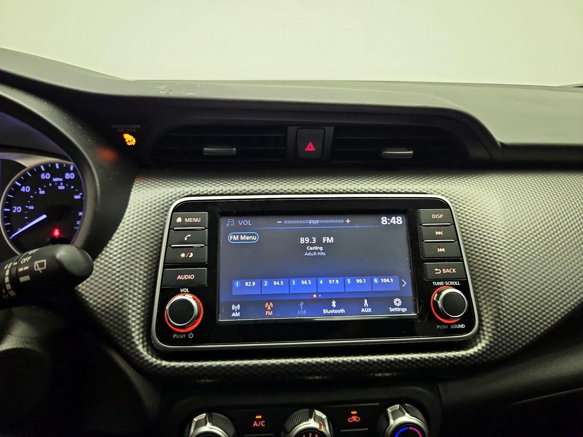 Thumbnail: 2020 Nissan Kicks - 14