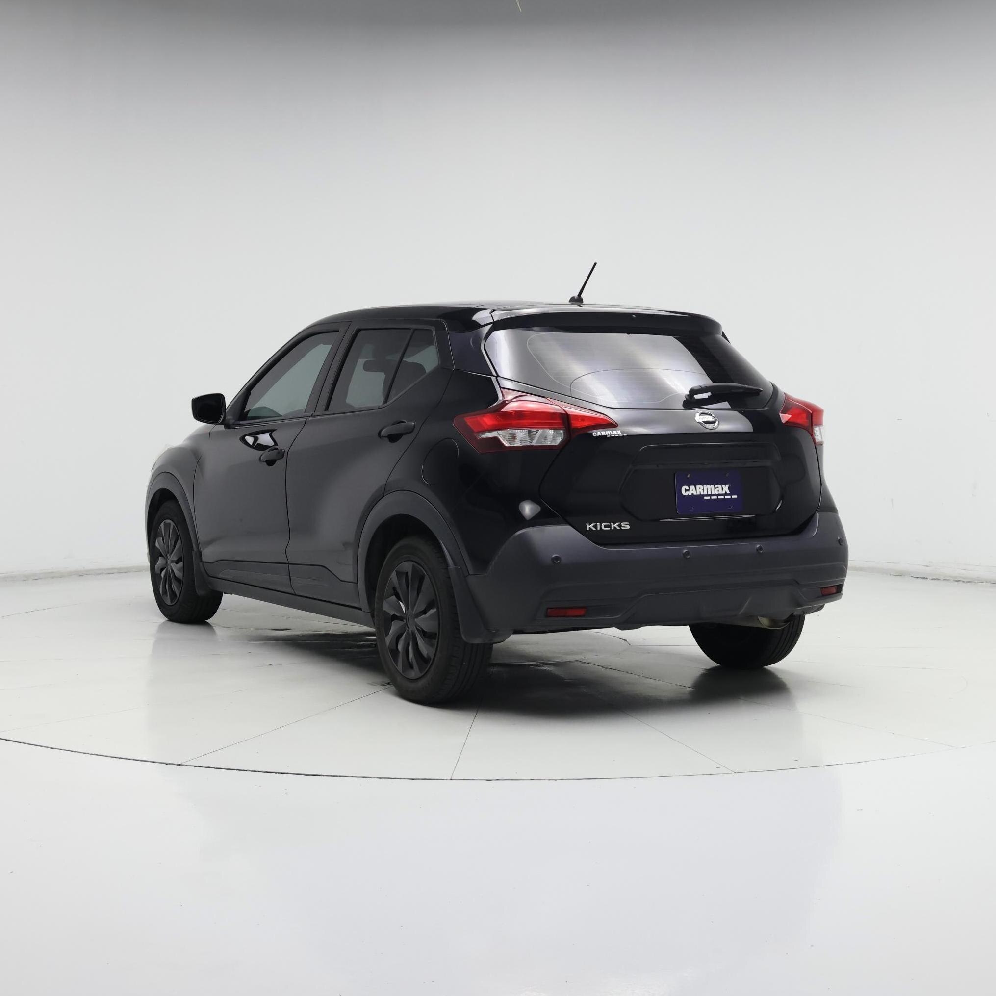 Thumbnail: 2020 Nissan Kicks - 2