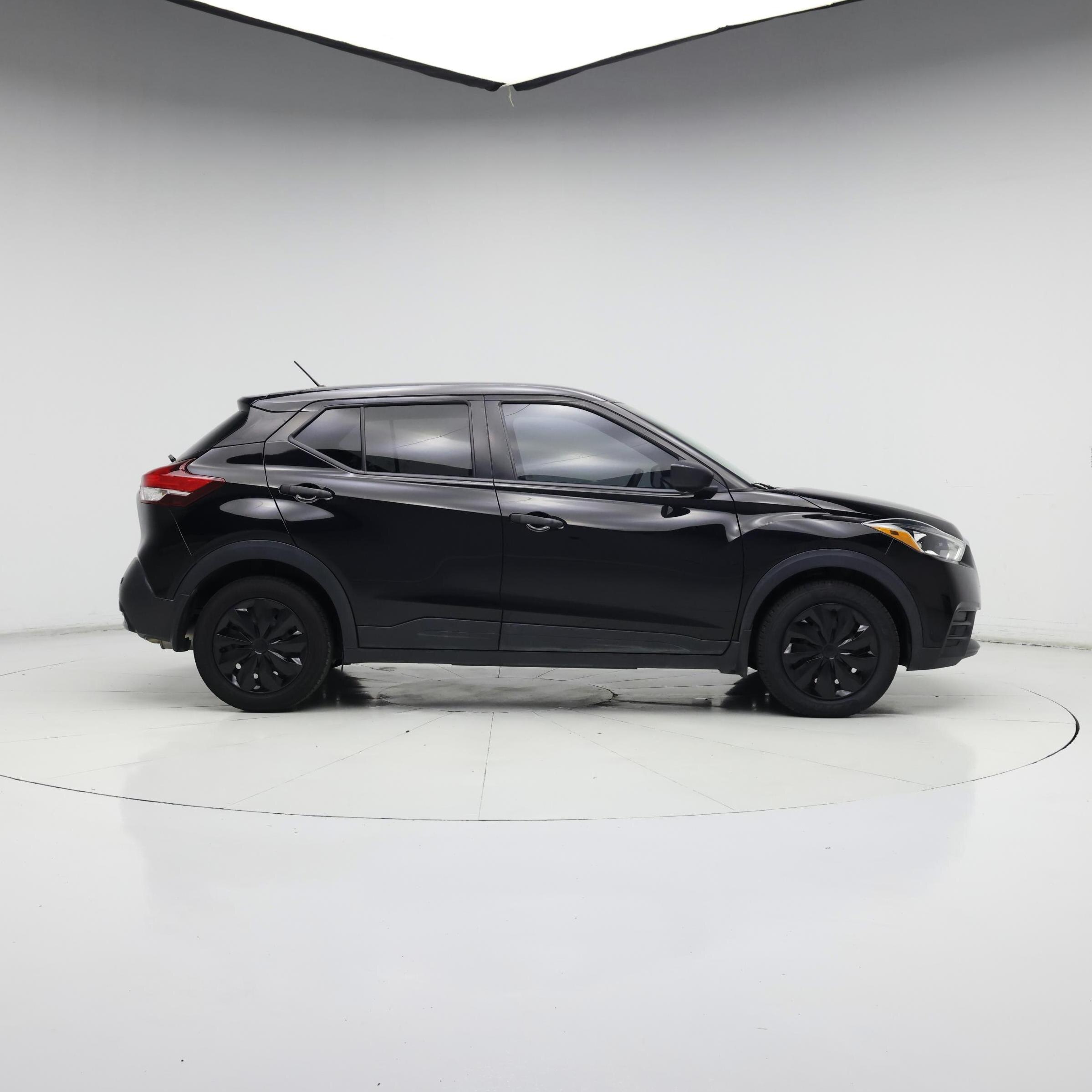 Thumbnail: 2020 Nissan Kicks - 7