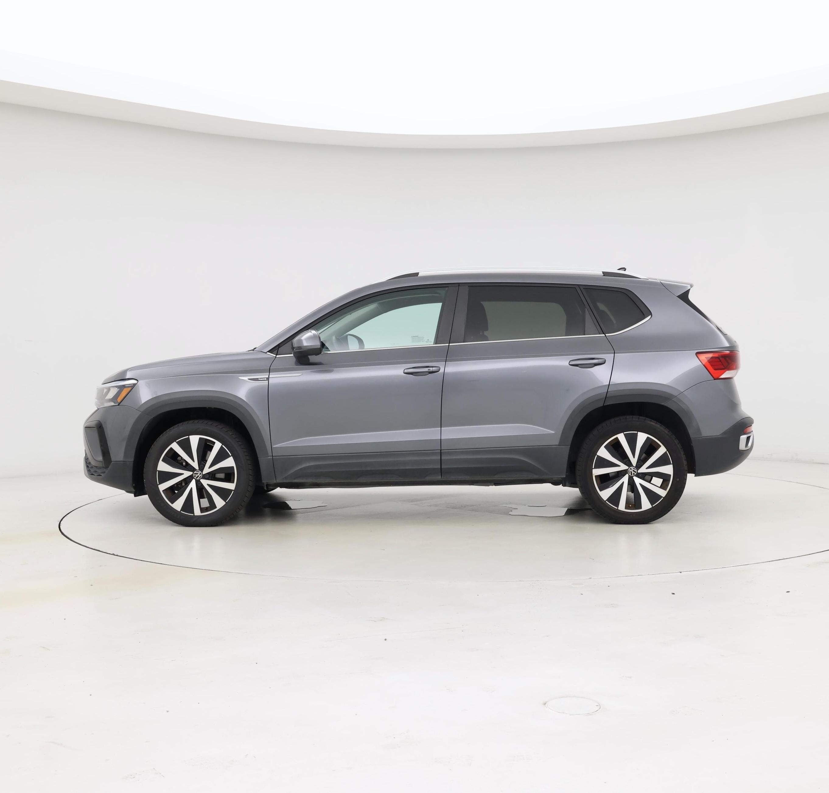 Thumbnail: 2022 Volkswagen Taos - 3