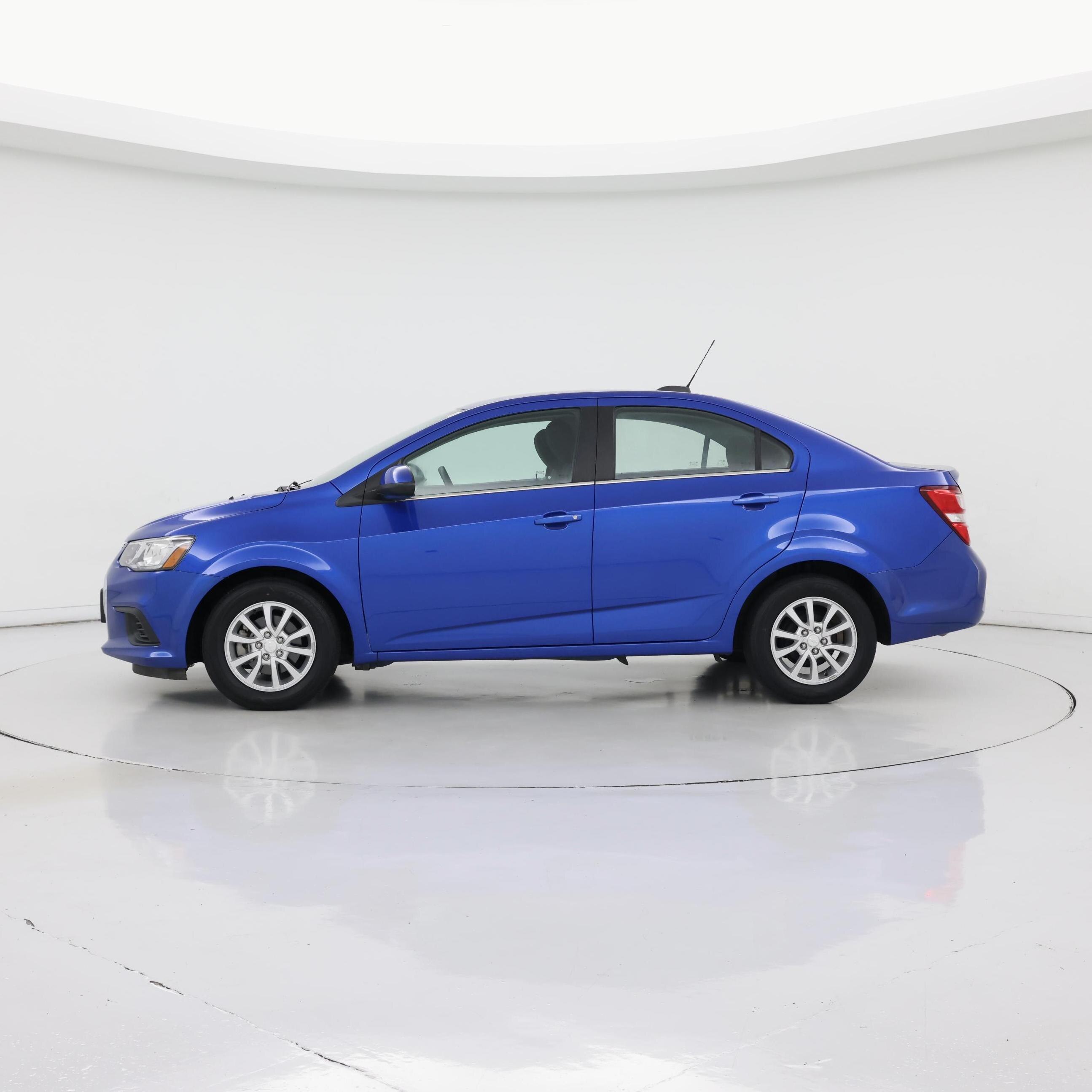 Thumbnail: 2020 Chevrolet Sonic - 3