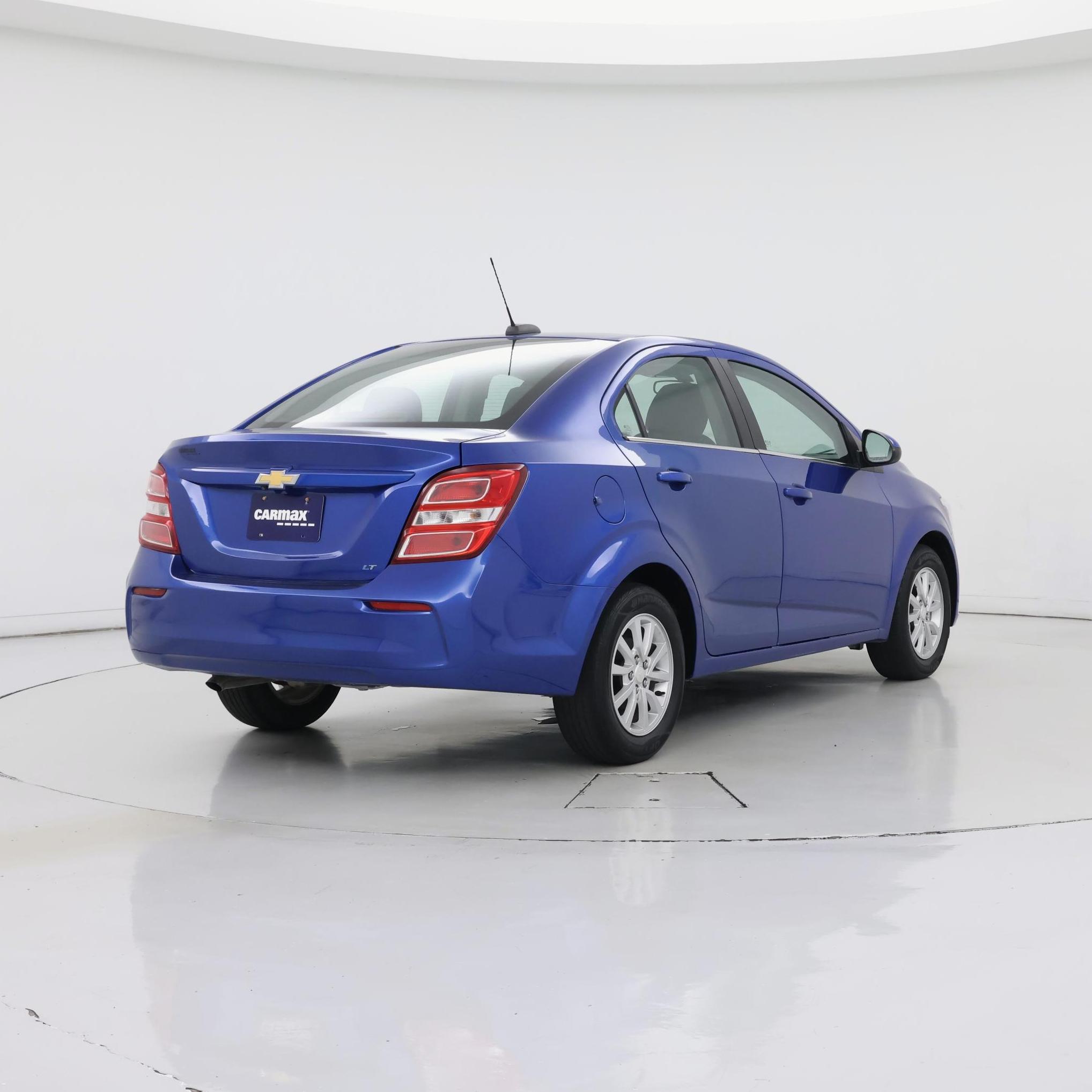 Thumbnail: 2020 Chevrolet Sonic - 8