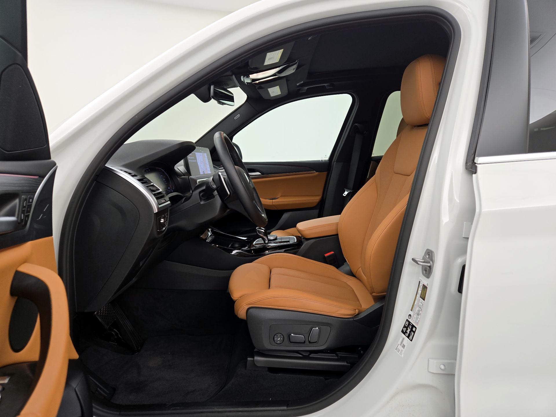 Thumbnail: 2024 BMW X3 - 11