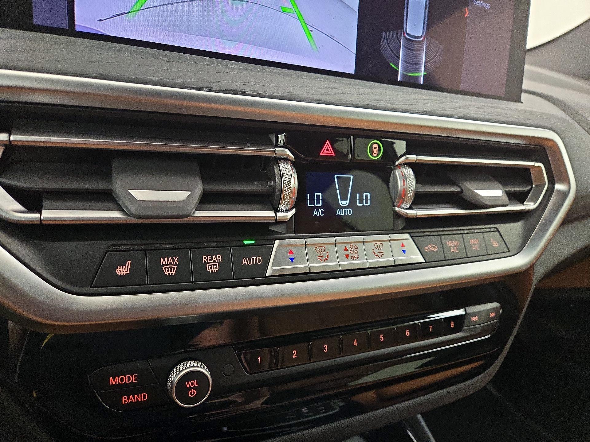 Thumbnail: 2024 BMW X3 - 17