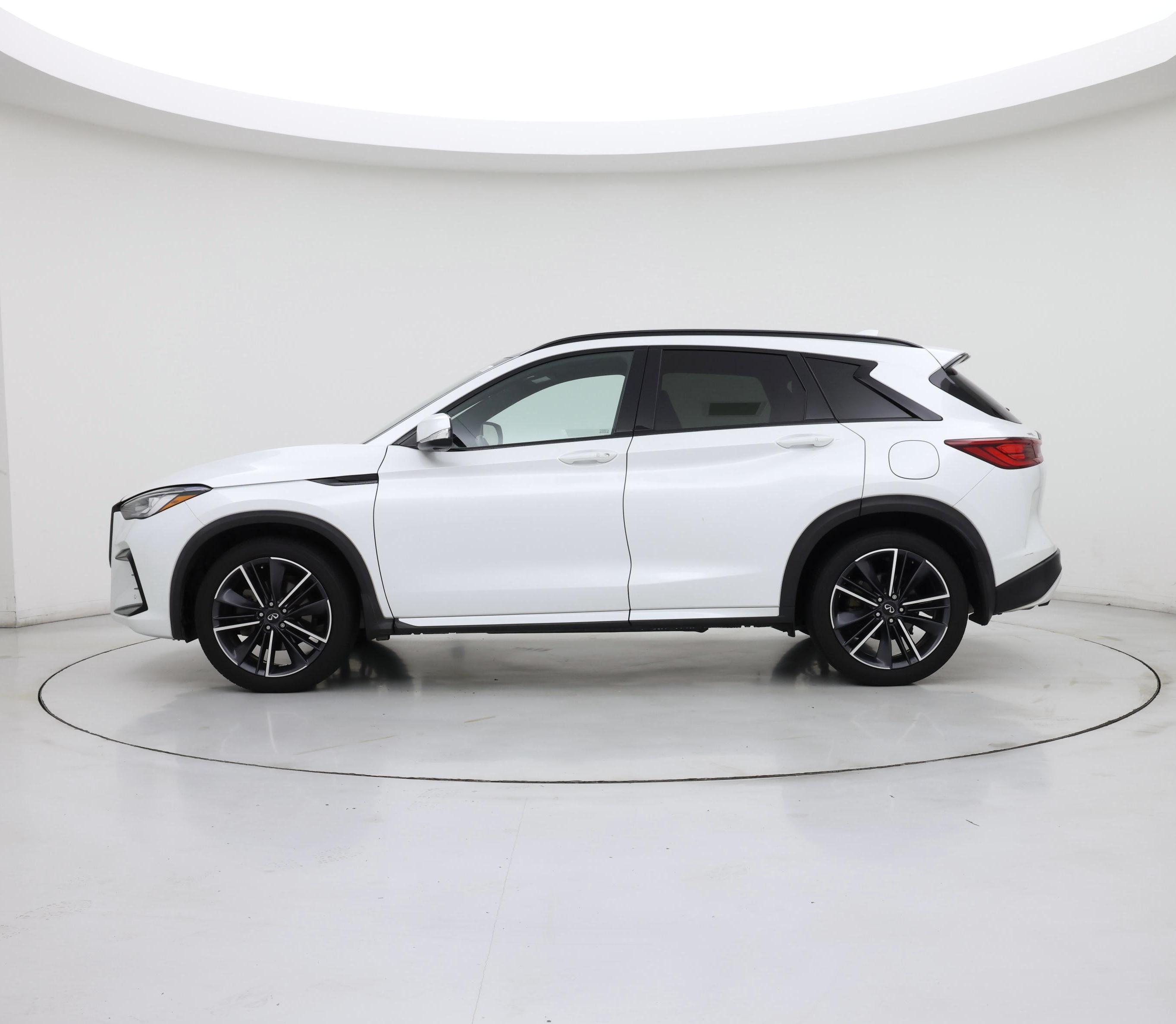 Thumbnail: 2023 INFINITI QX50 - 3