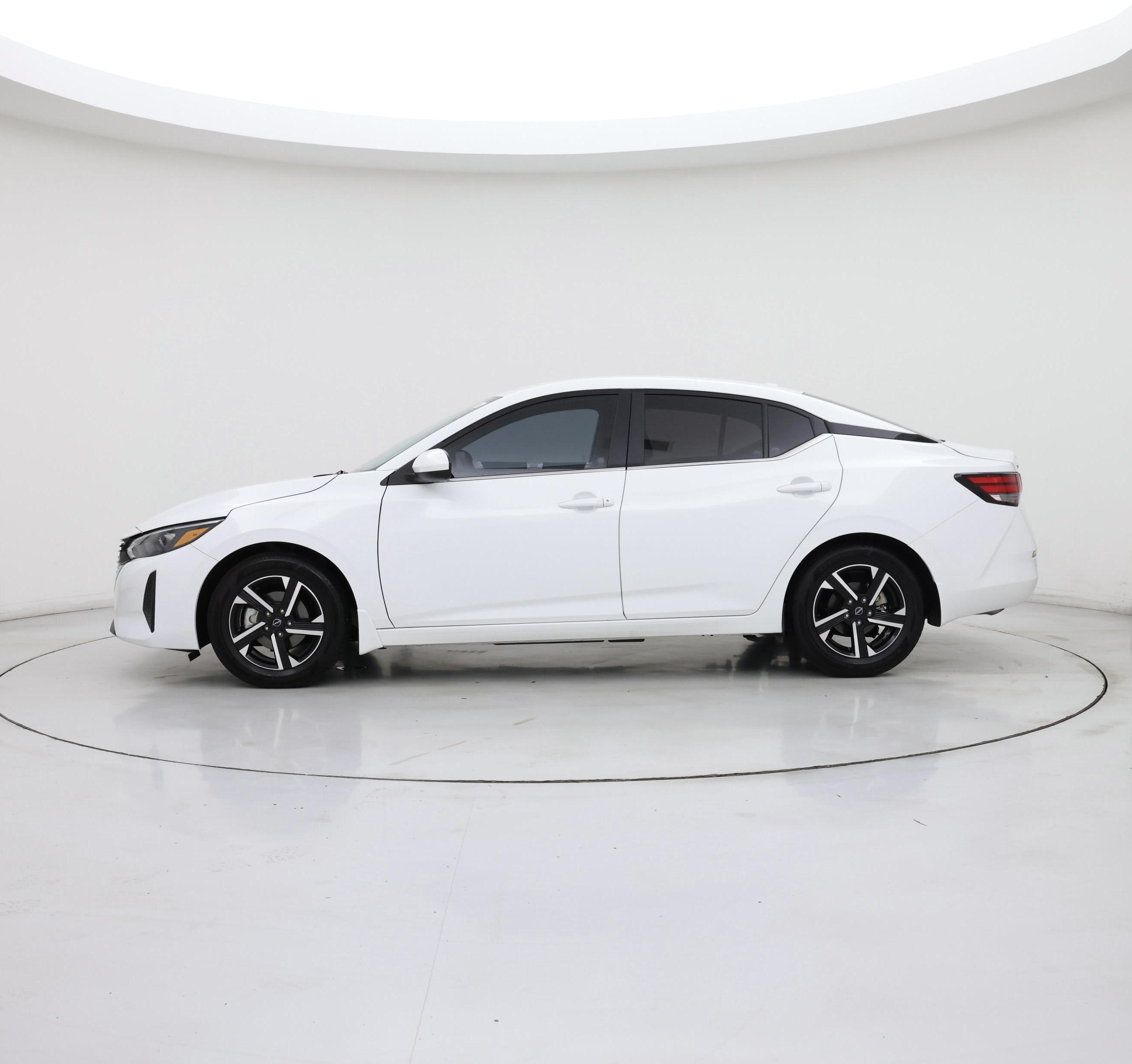 Thumbnail: 2025 Nissan Sentra - 3