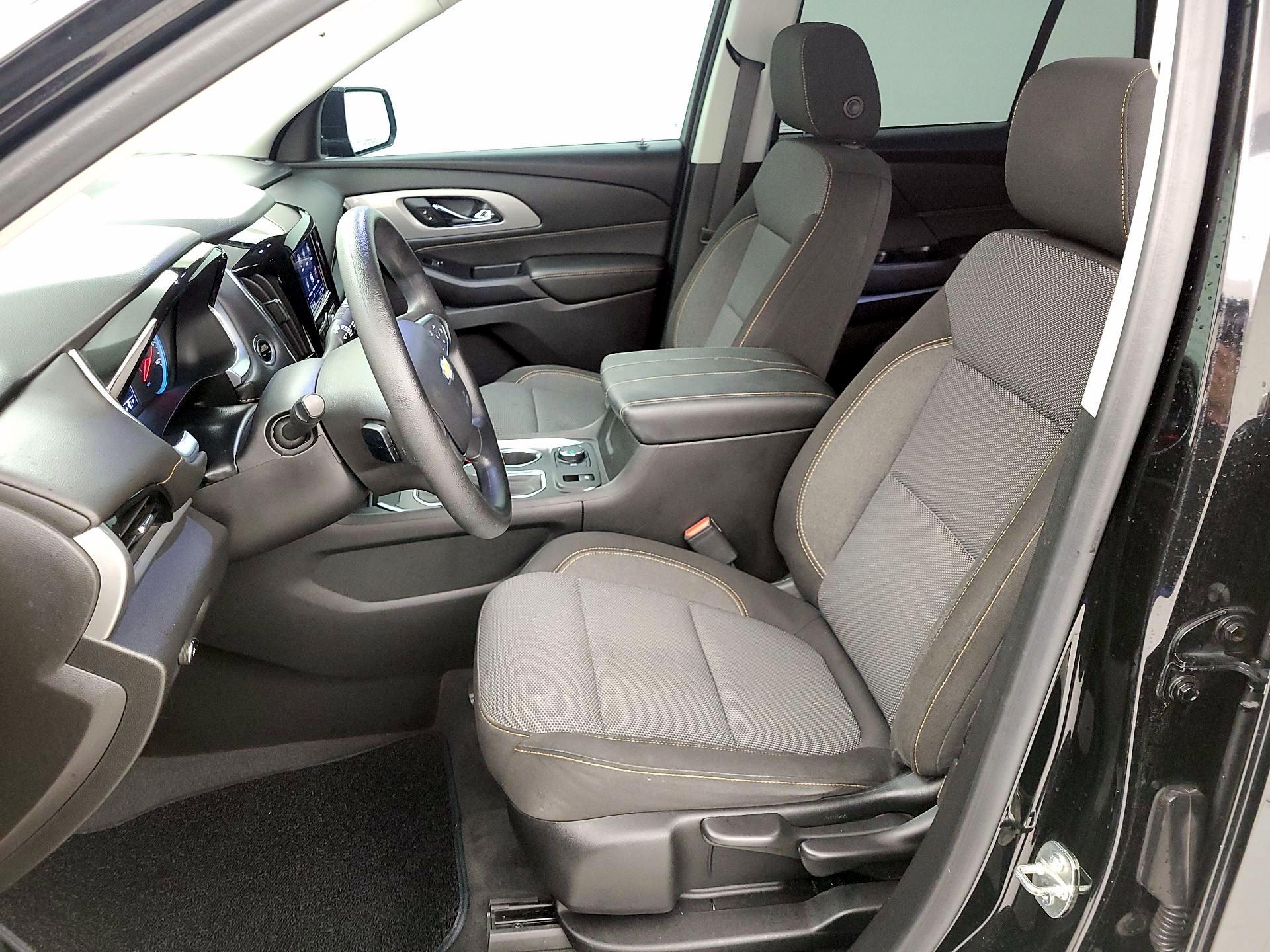 Thumbnail: 2020 Chevrolet Traverse - 11